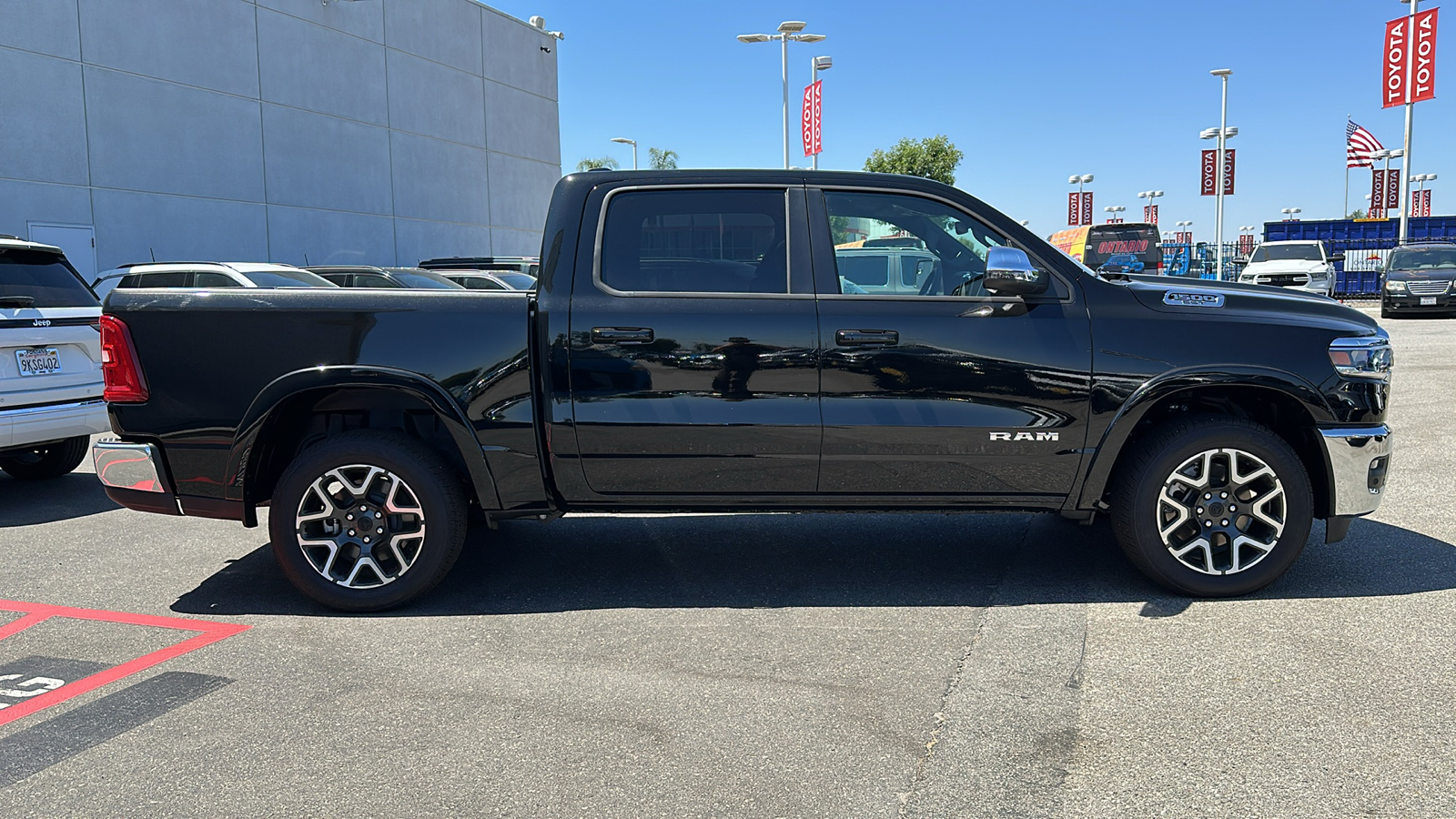 2025 Ram 1500 Laramie 3