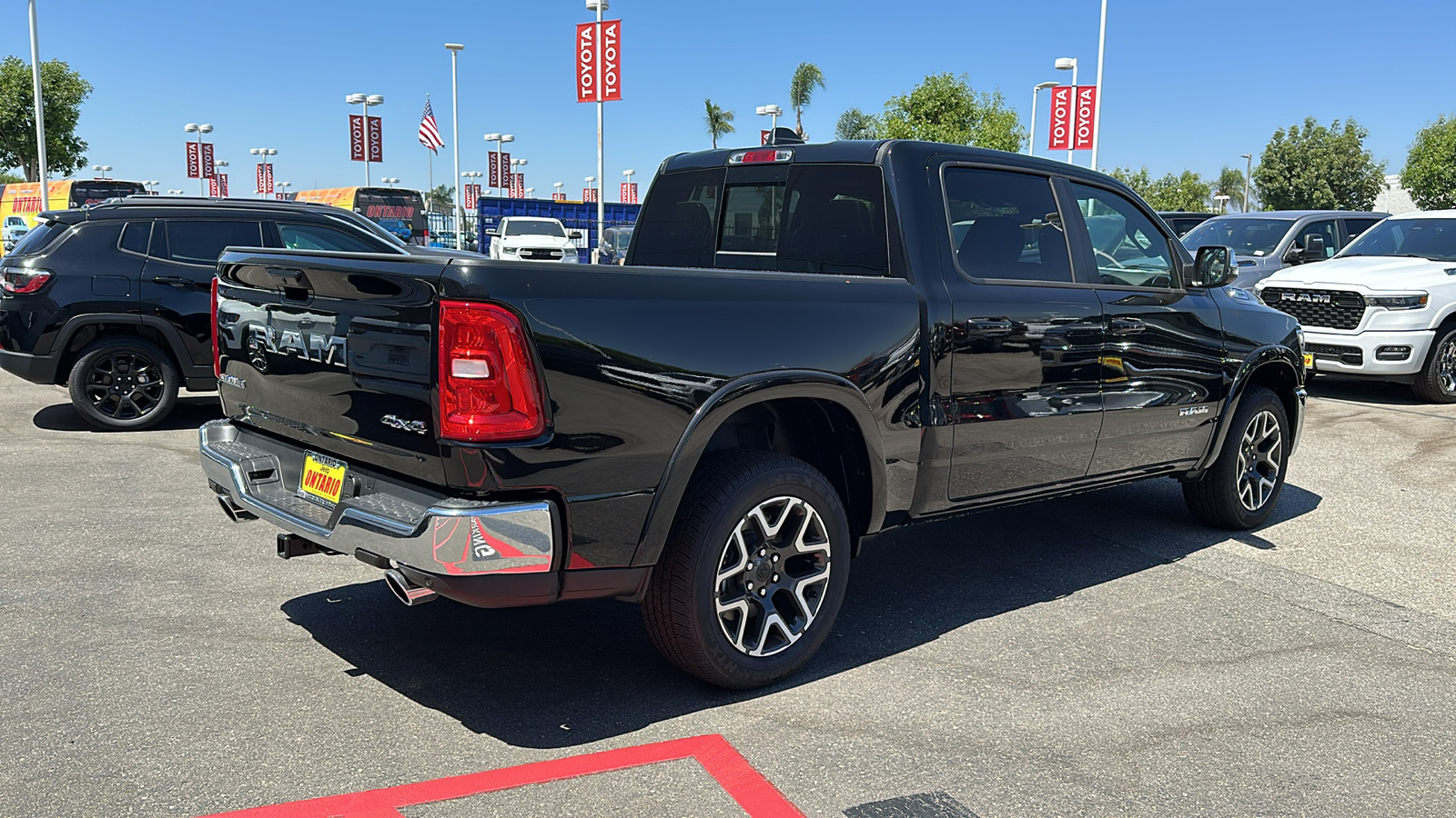 2025 Ram 1500 Laramie 4