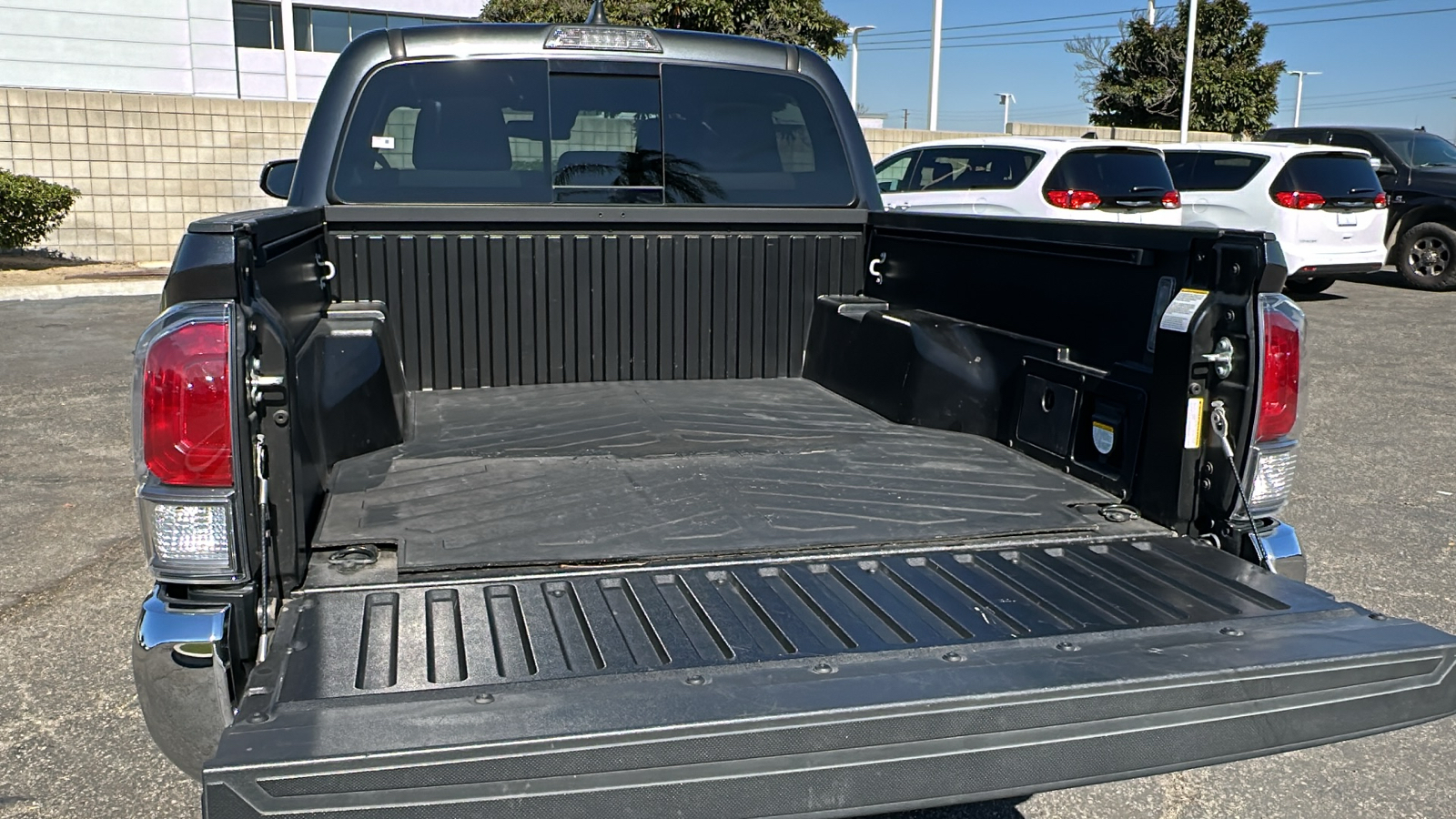 2023 Toyota Tacoma TRD Off-Road 24