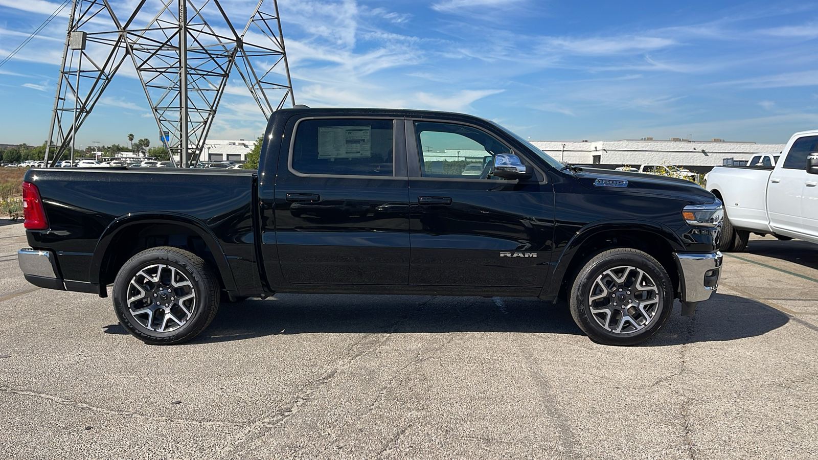 2025 Ram 1500 Laramie 2