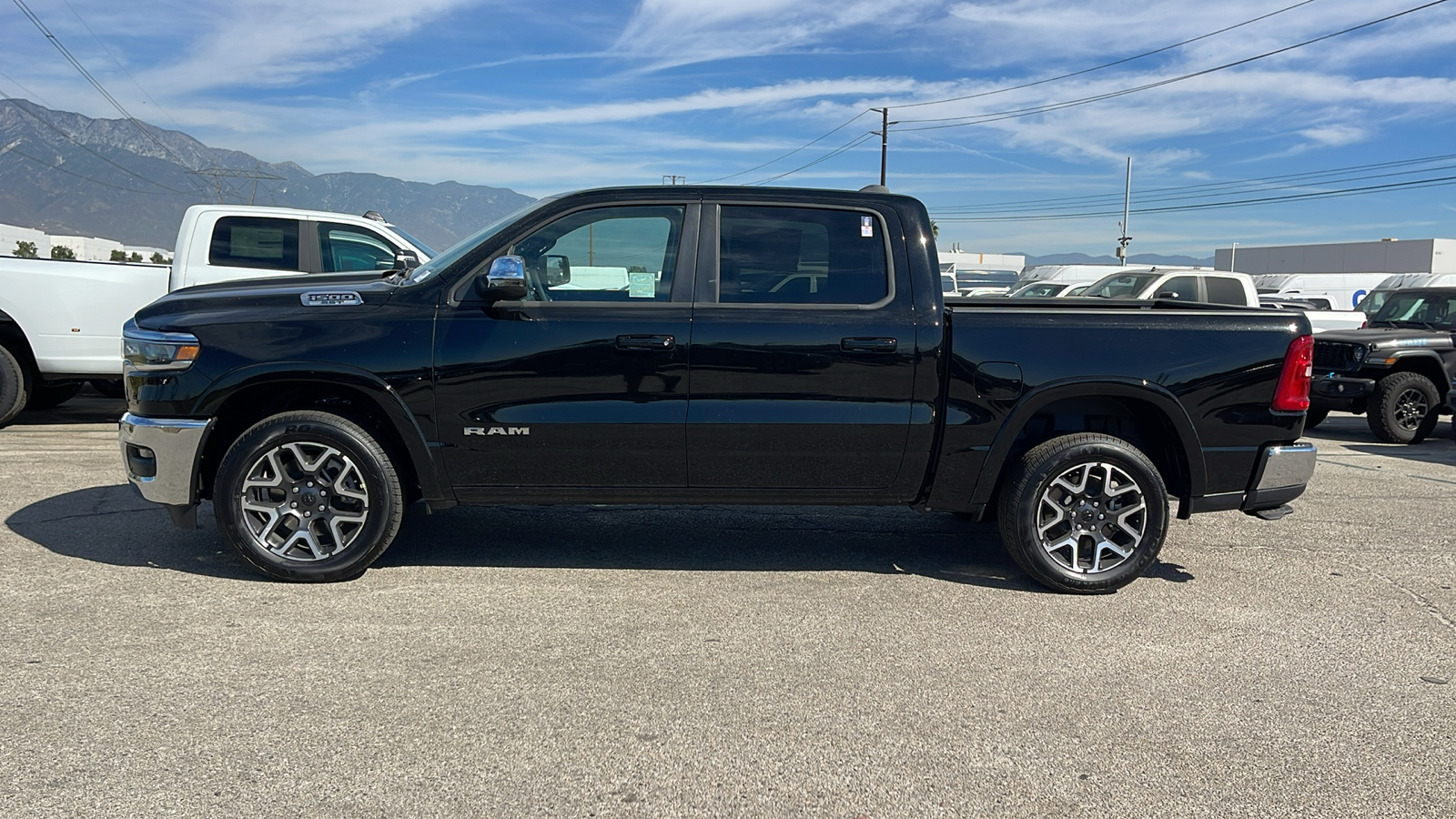 2025 Ram 1500 Laramie 6