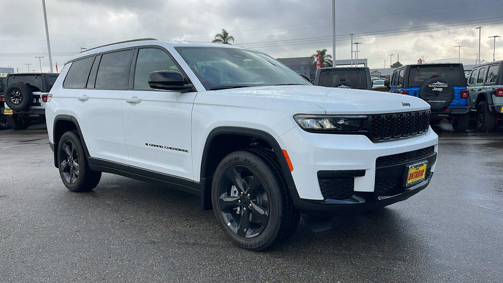 2025 Jeep Grand Cherokee L Altitude X 1