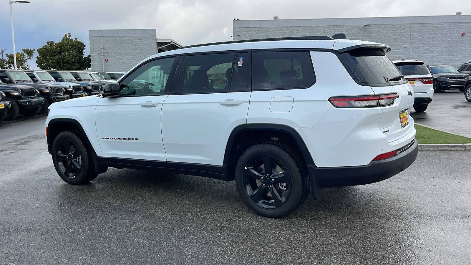 2025 Jeep Grand Cherokee L Altitude X 5