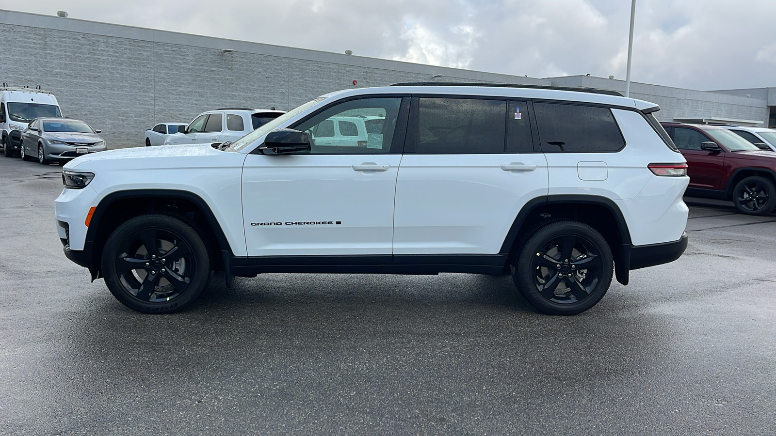 2025 Jeep Grand Cherokee L Altitude X 6