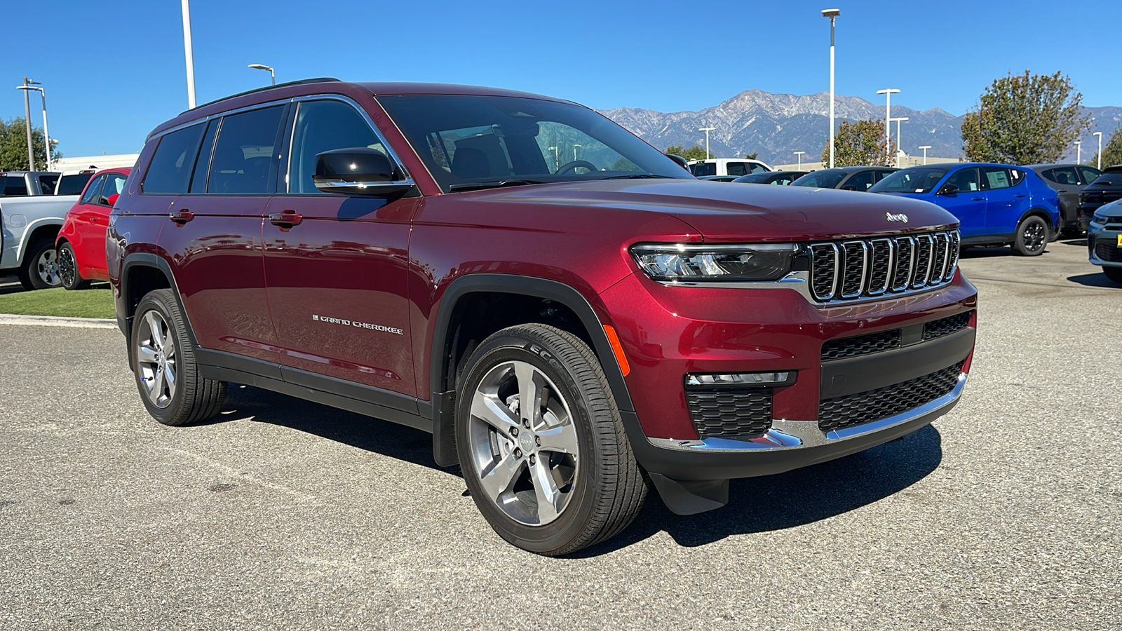 2025 Jeep Grand Cherokee L Limited 1