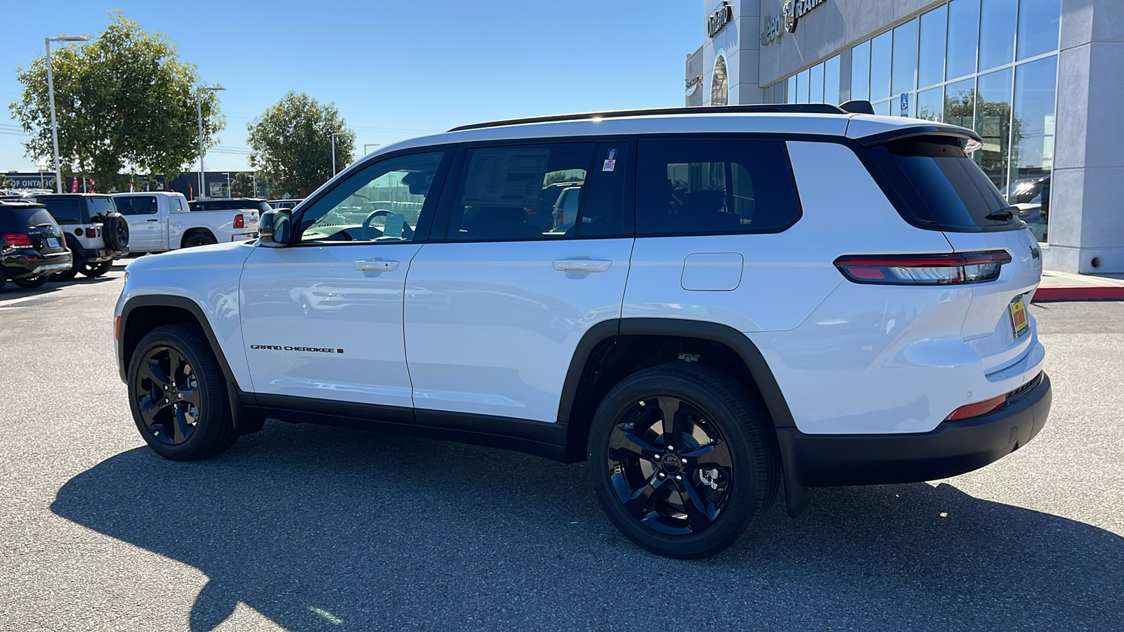 2025 Jeep Grand Cherokee L Altitude X 5