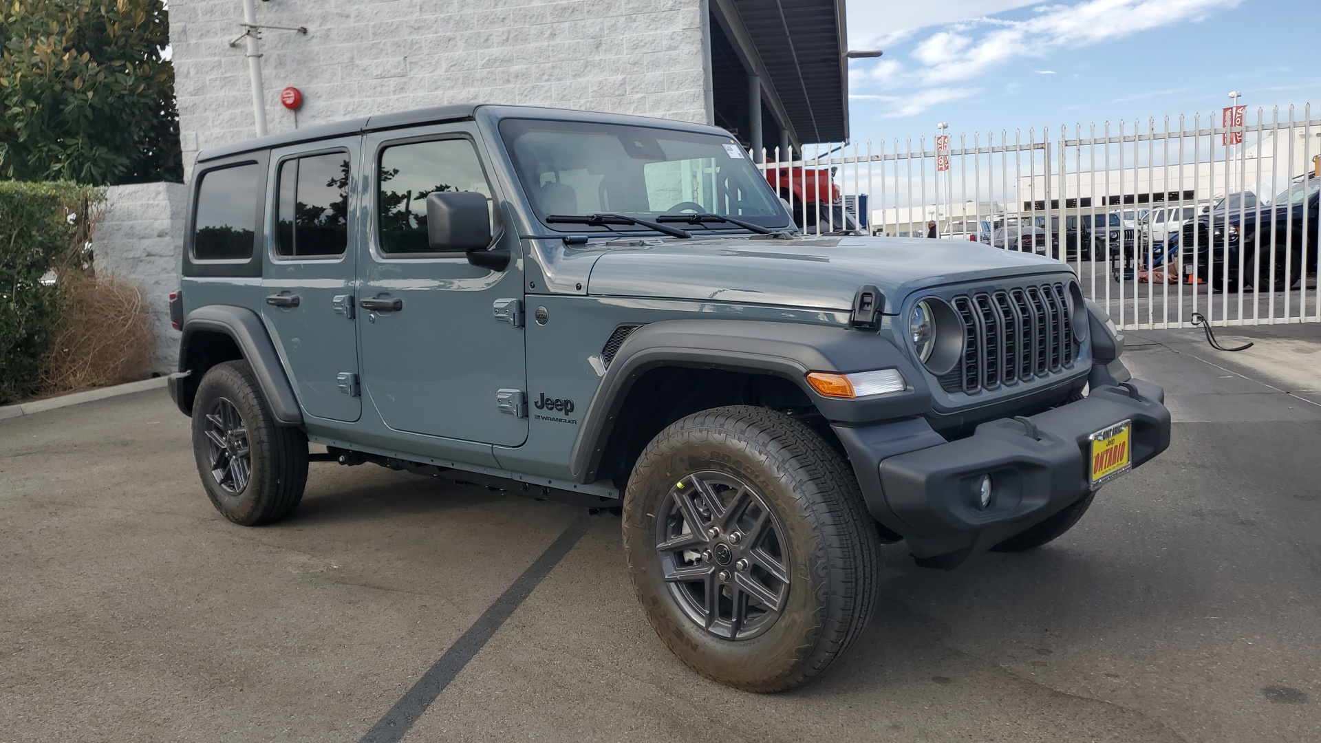 2025 Jeep Wrangler Sport 1