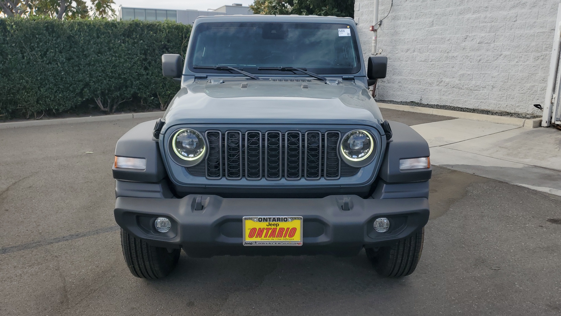 2025 Jeep Wrangler Sport 8