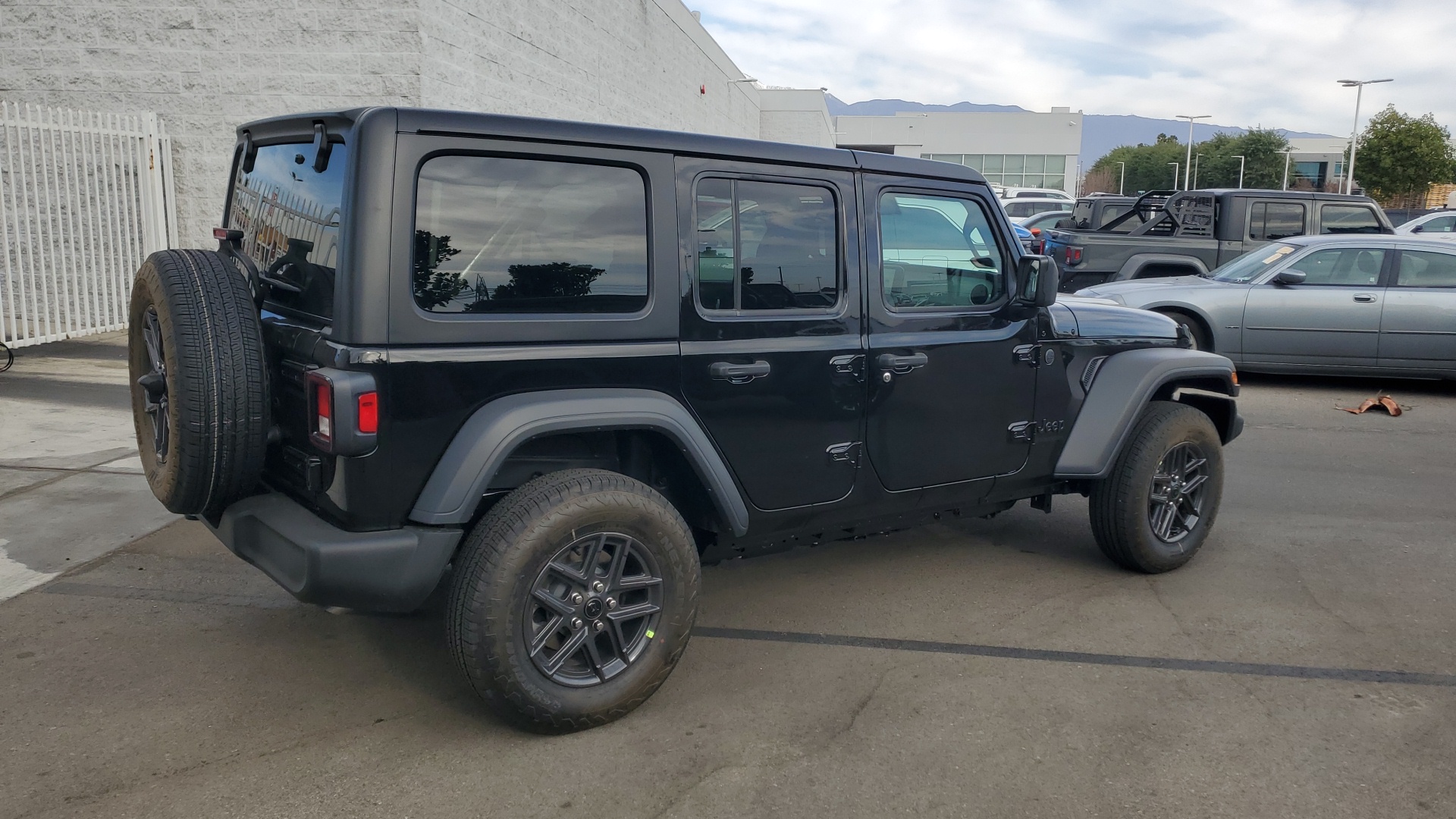 2025 Jeep Wrangler Sport S 3