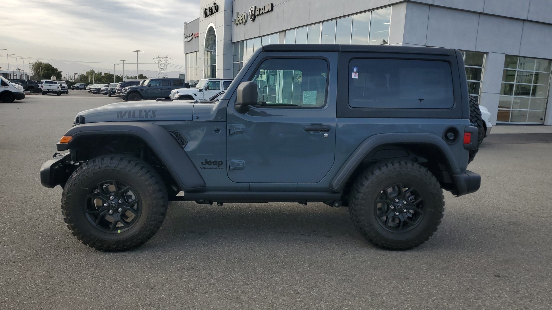 2025 Jeep Wrangler Willys 6