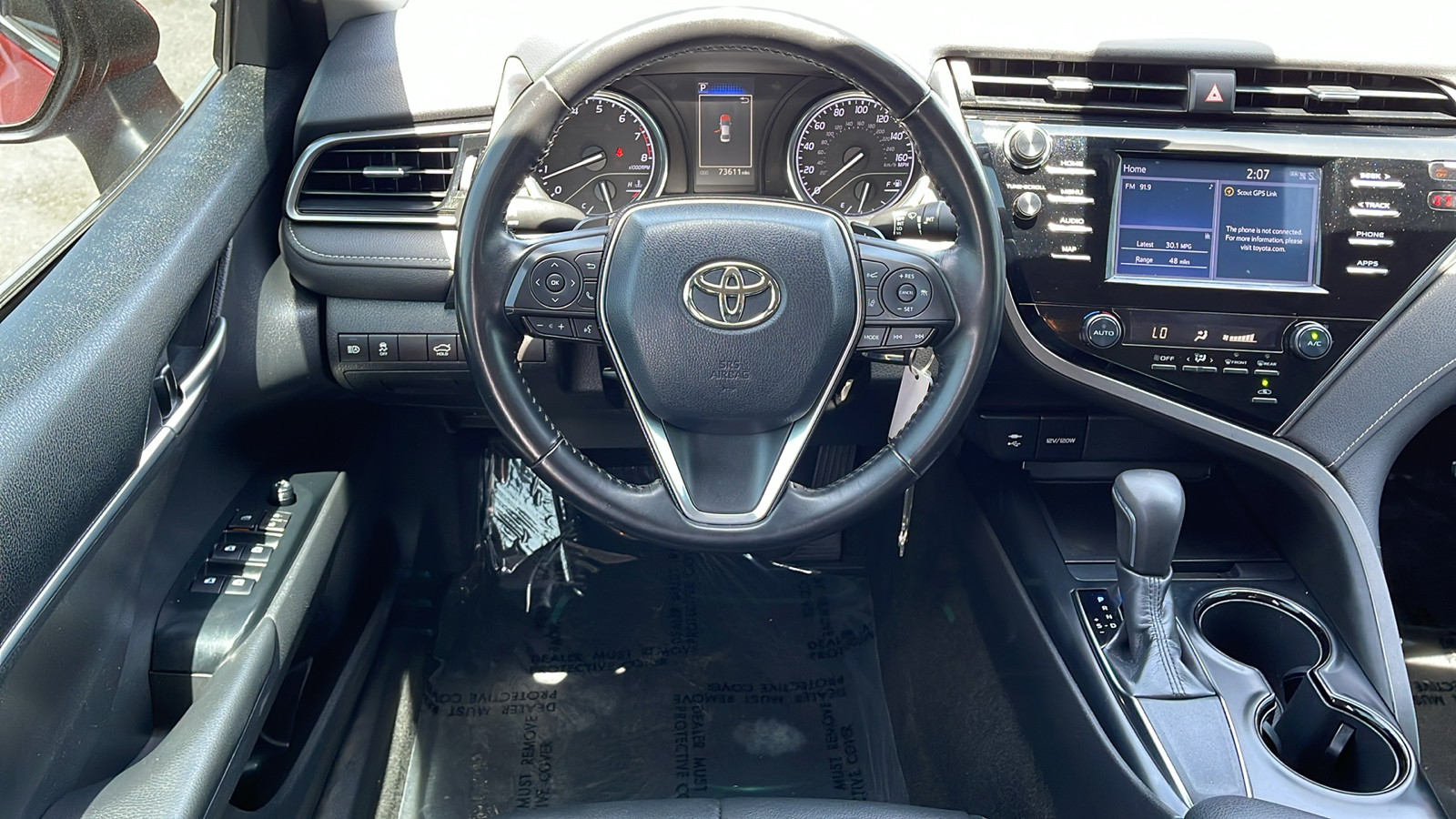 2019 Toyota Camry SE 11