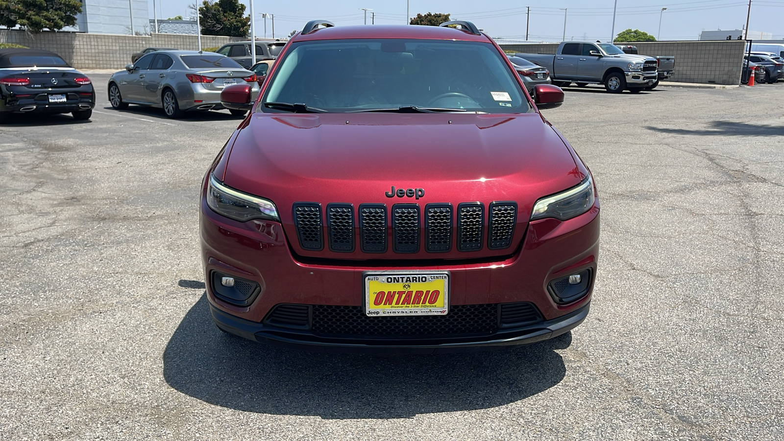 2020 Jeep Cherokee Altitude 8