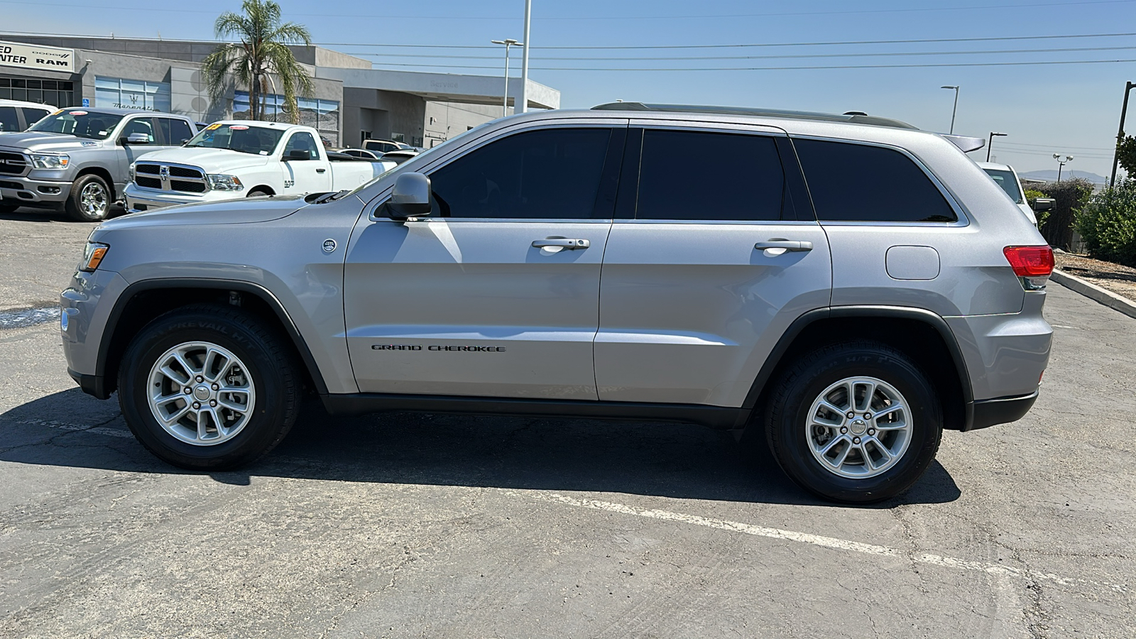 2018 Jeep Grand Cherokee Laredo E 7