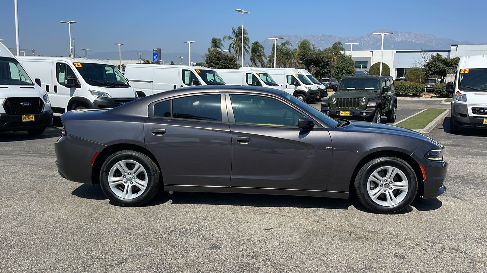 2018 Dodge Charger SXT 2