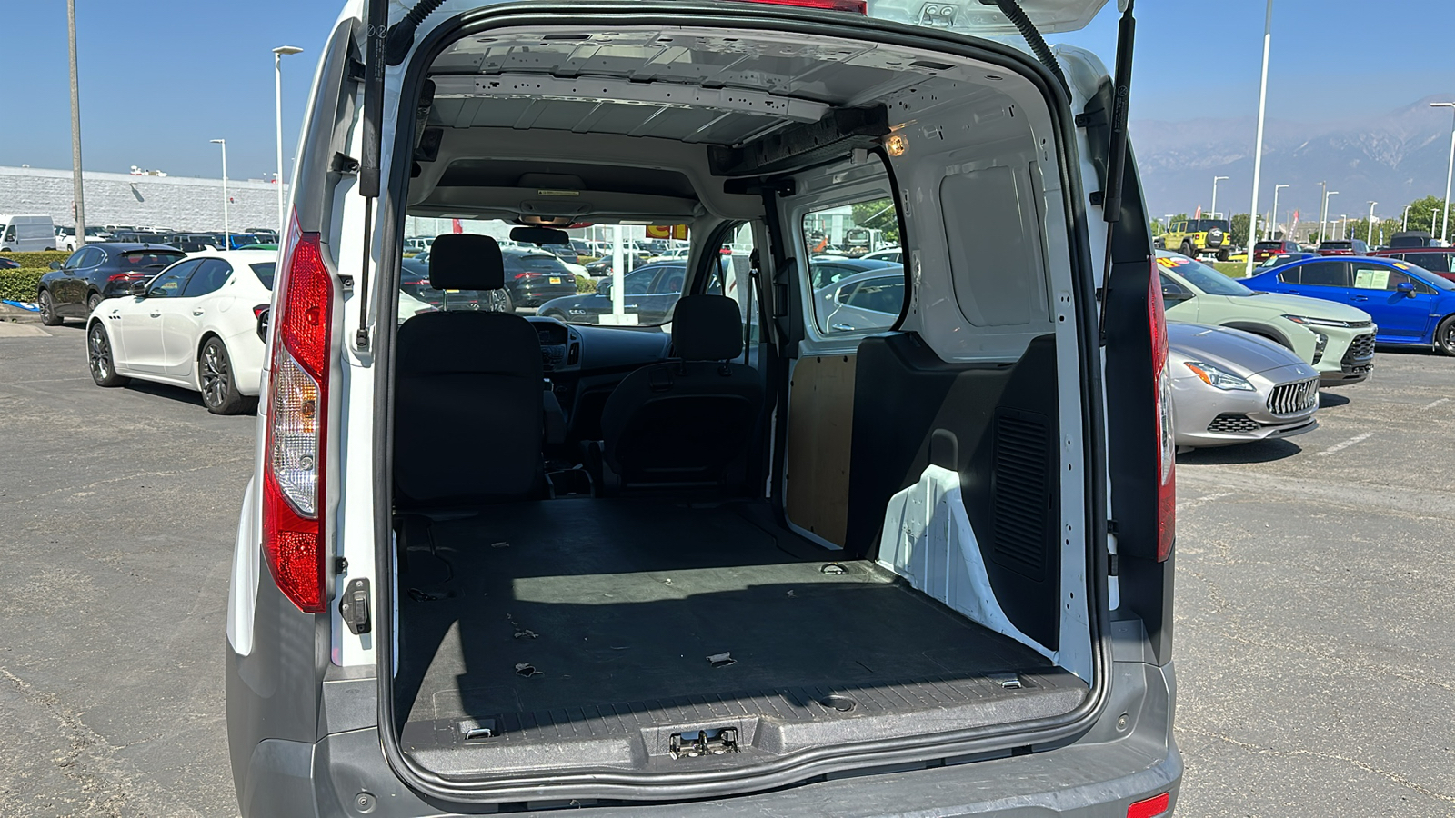 2015 Ford Transit Connect XL 22