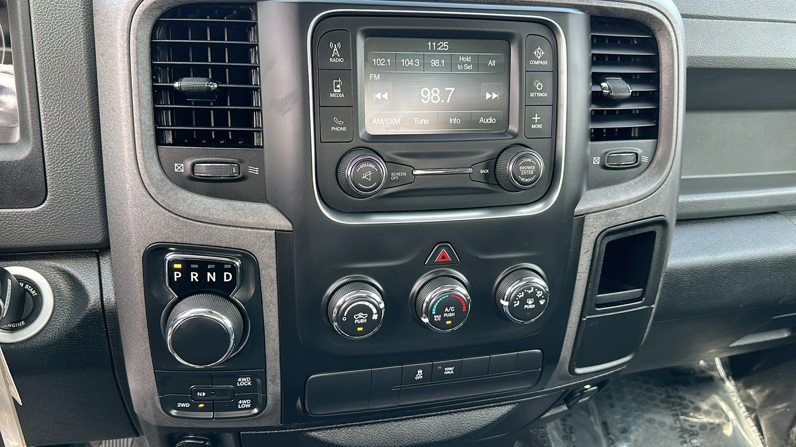 2016 Ram 1500 Tradesman 12