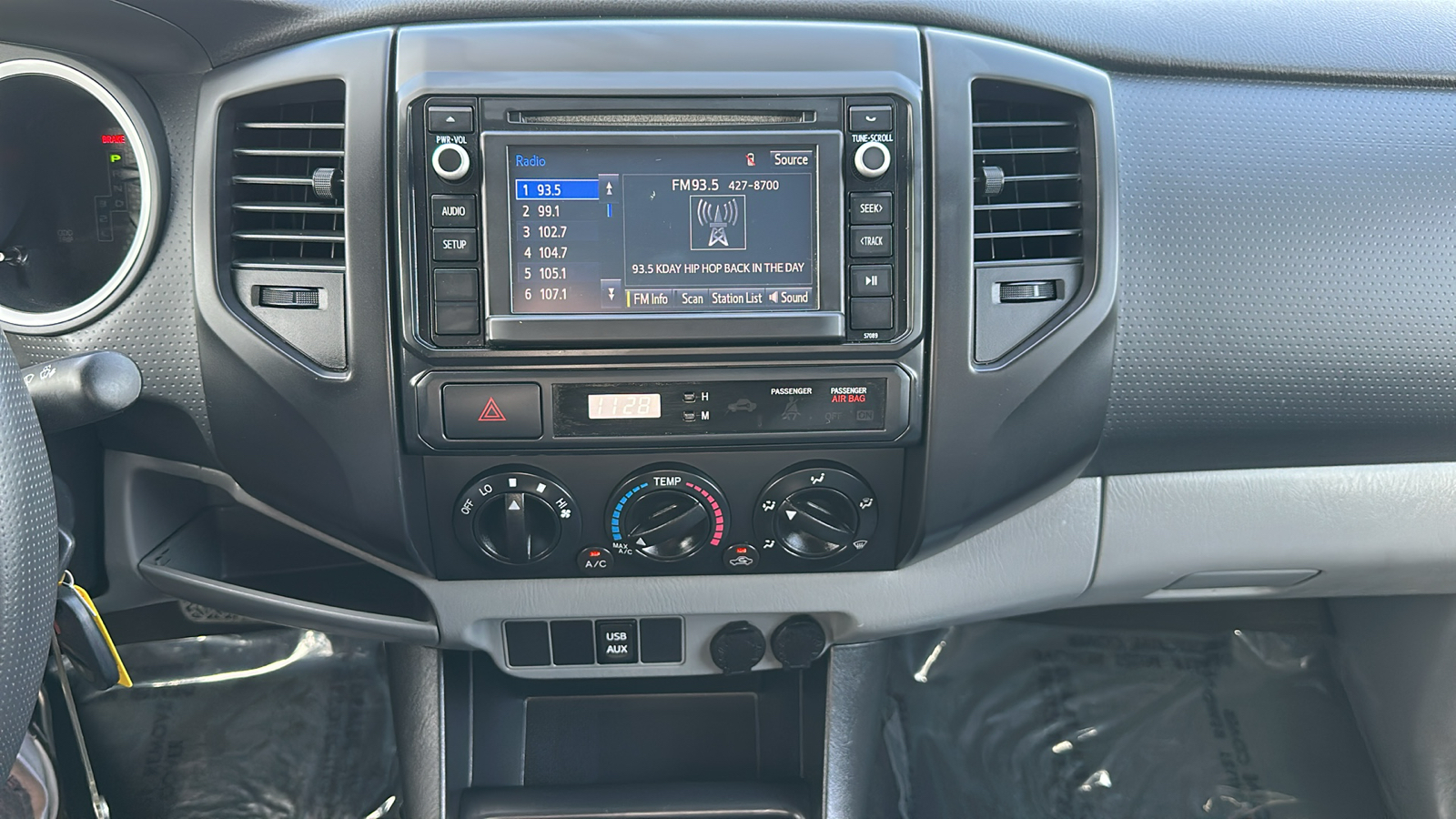 2014 Toyota Tacoma Base 11