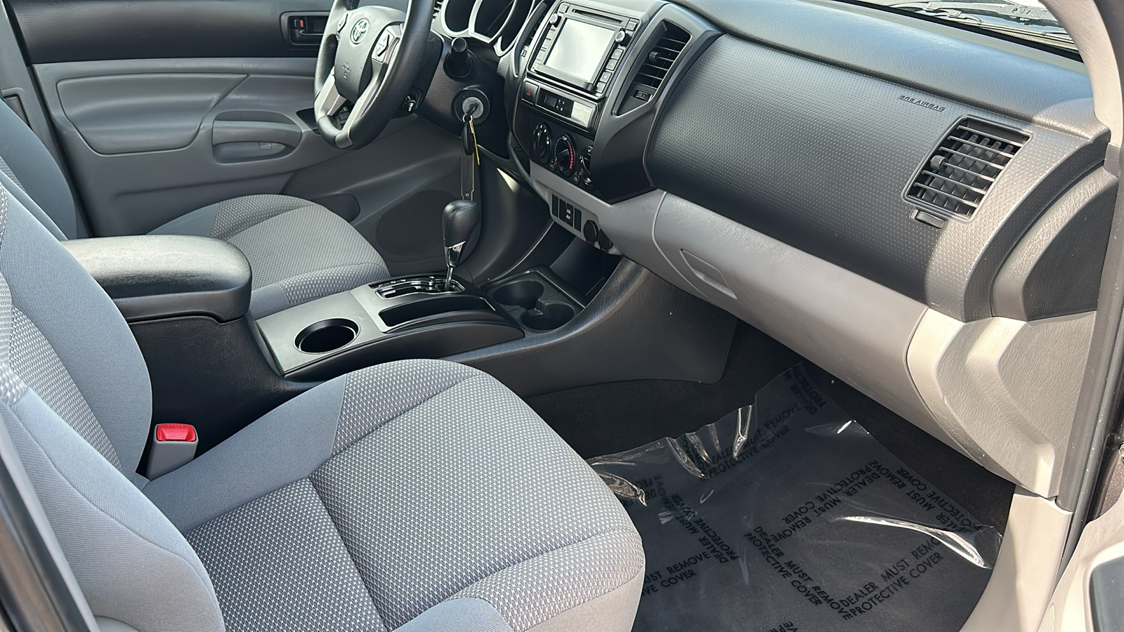 2014 Toyota Tacoma Base 22