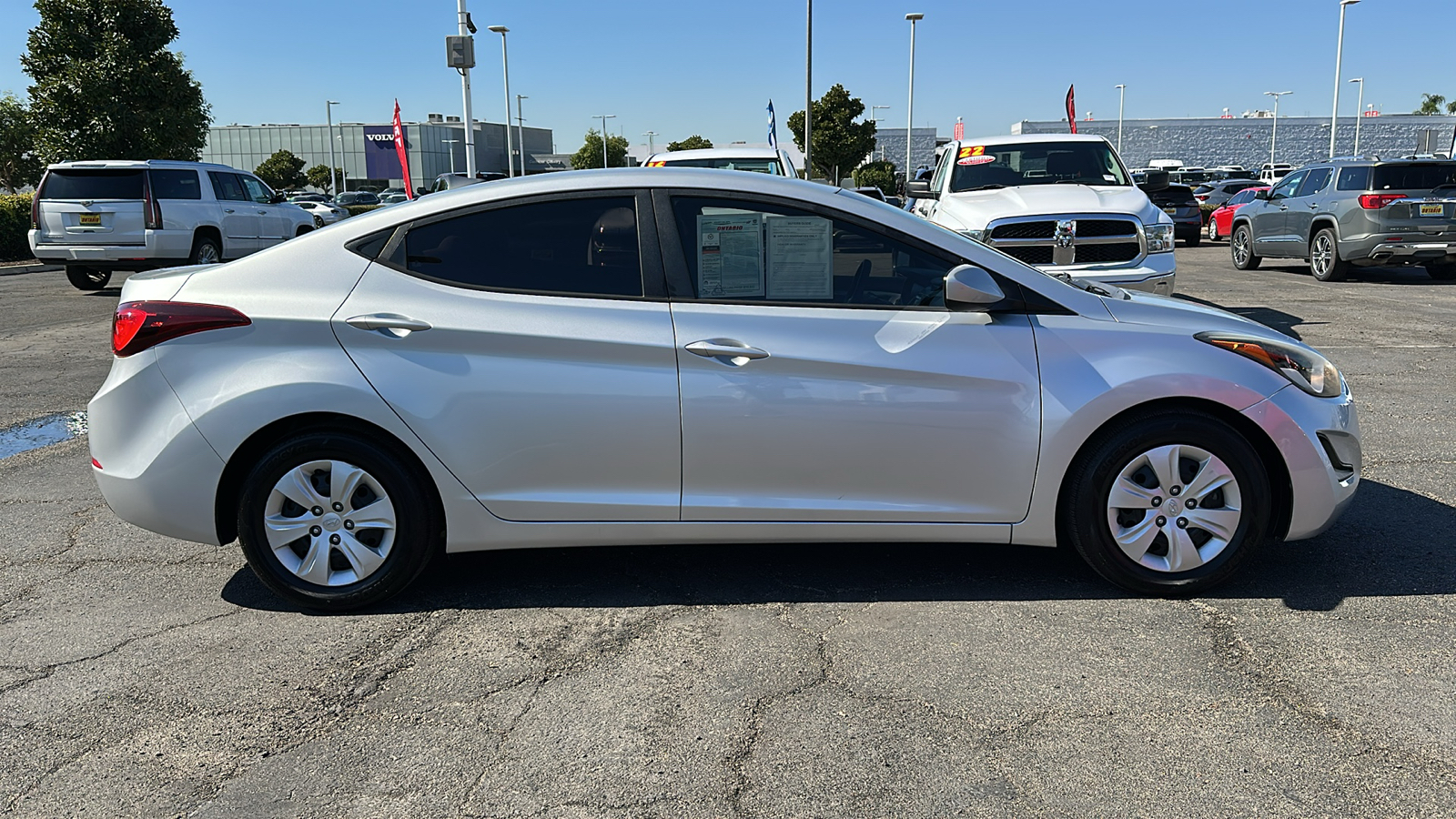 2016 Hyundai Elantra SE 3