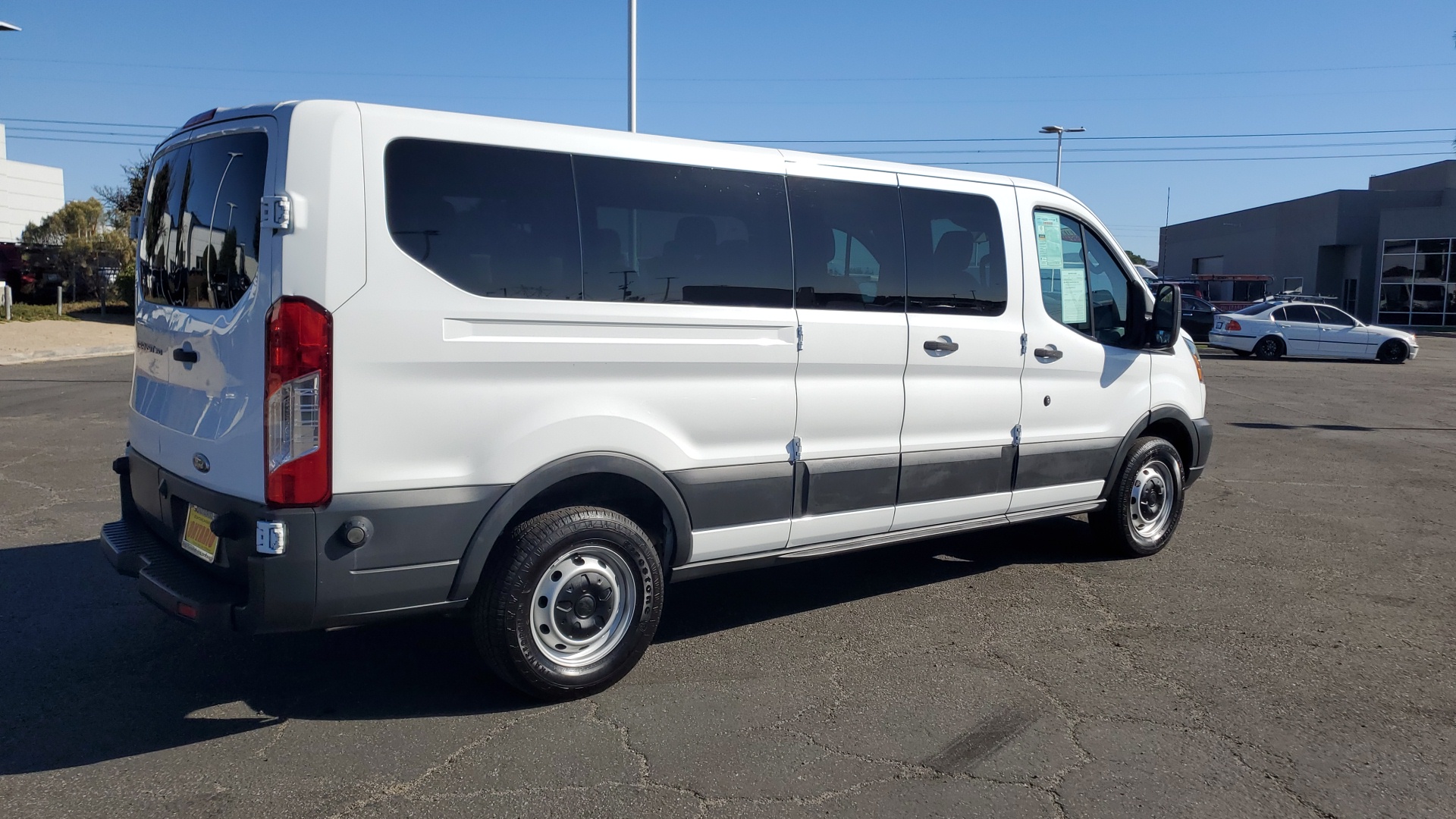 2016 Ford Transit-350 XL 3