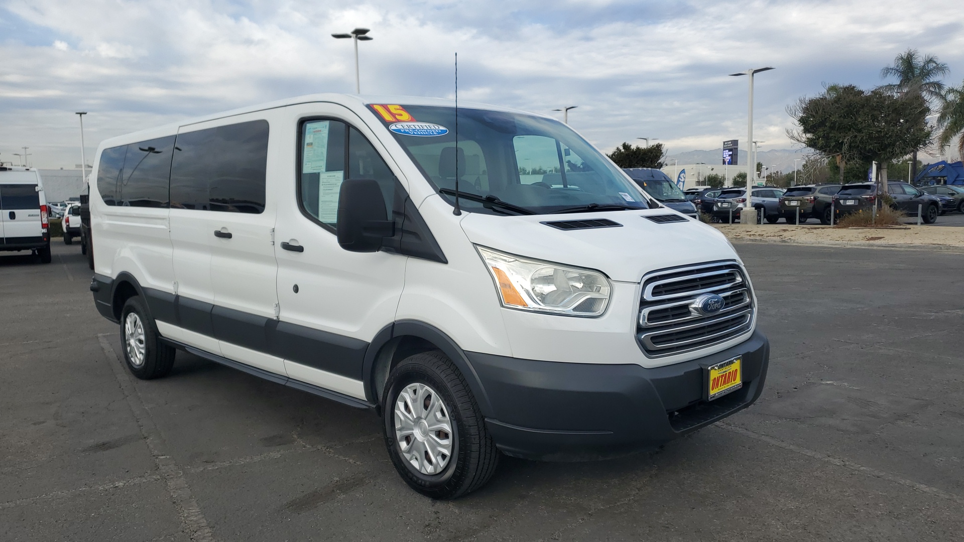 2015 Ford Transit-350 XLT 1