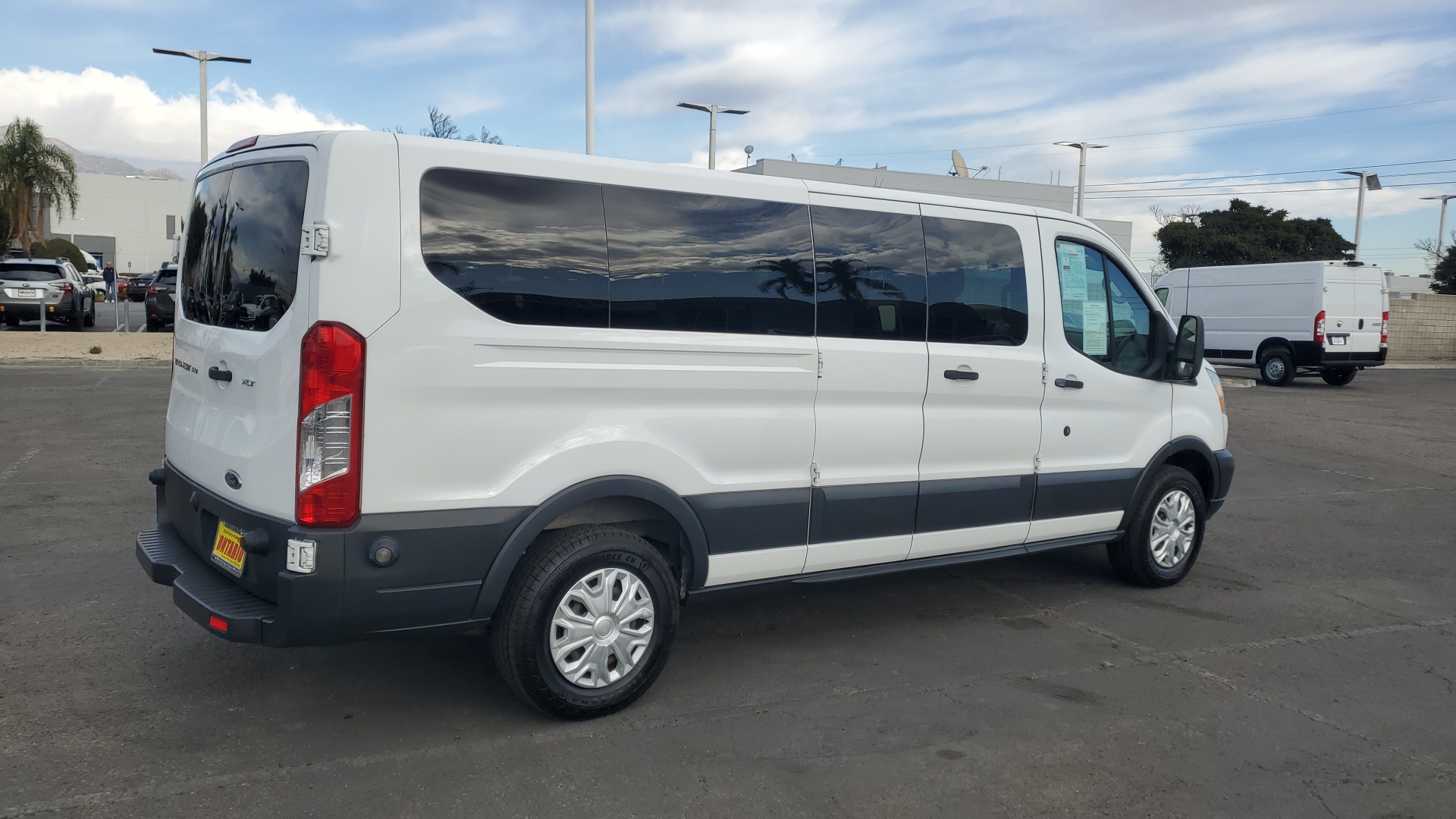 2015 Ford Transit-350 XLT 3