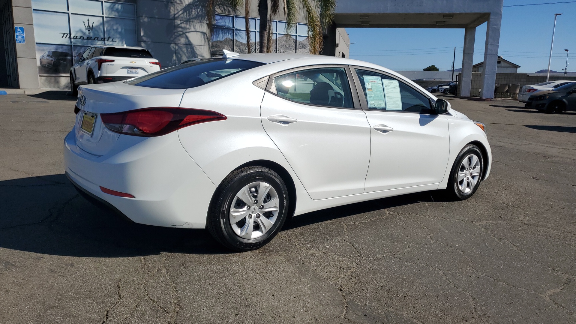 2016 Hyundai Elantra SE 3