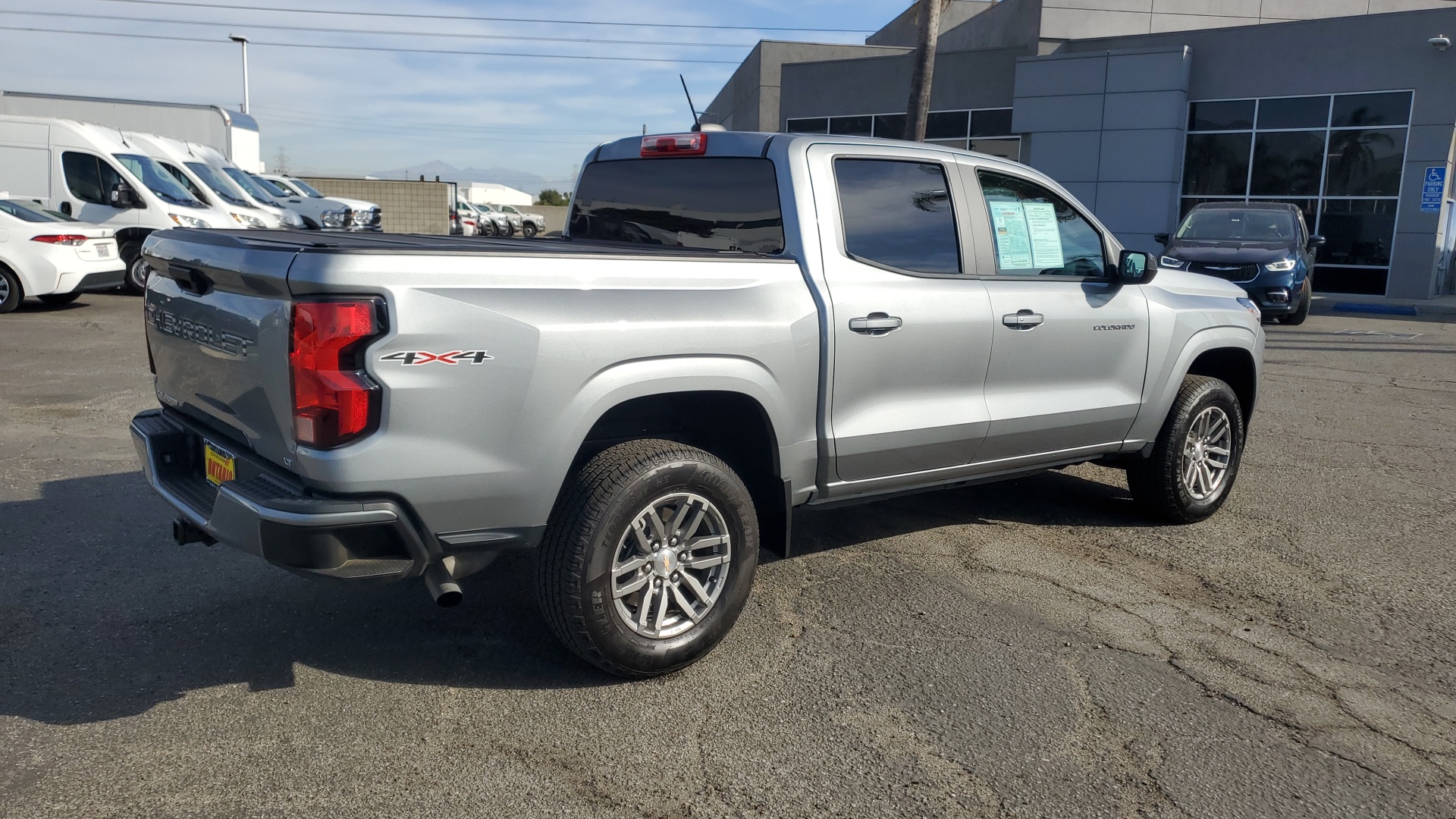 2023 Chevrolet Colorado LT 3