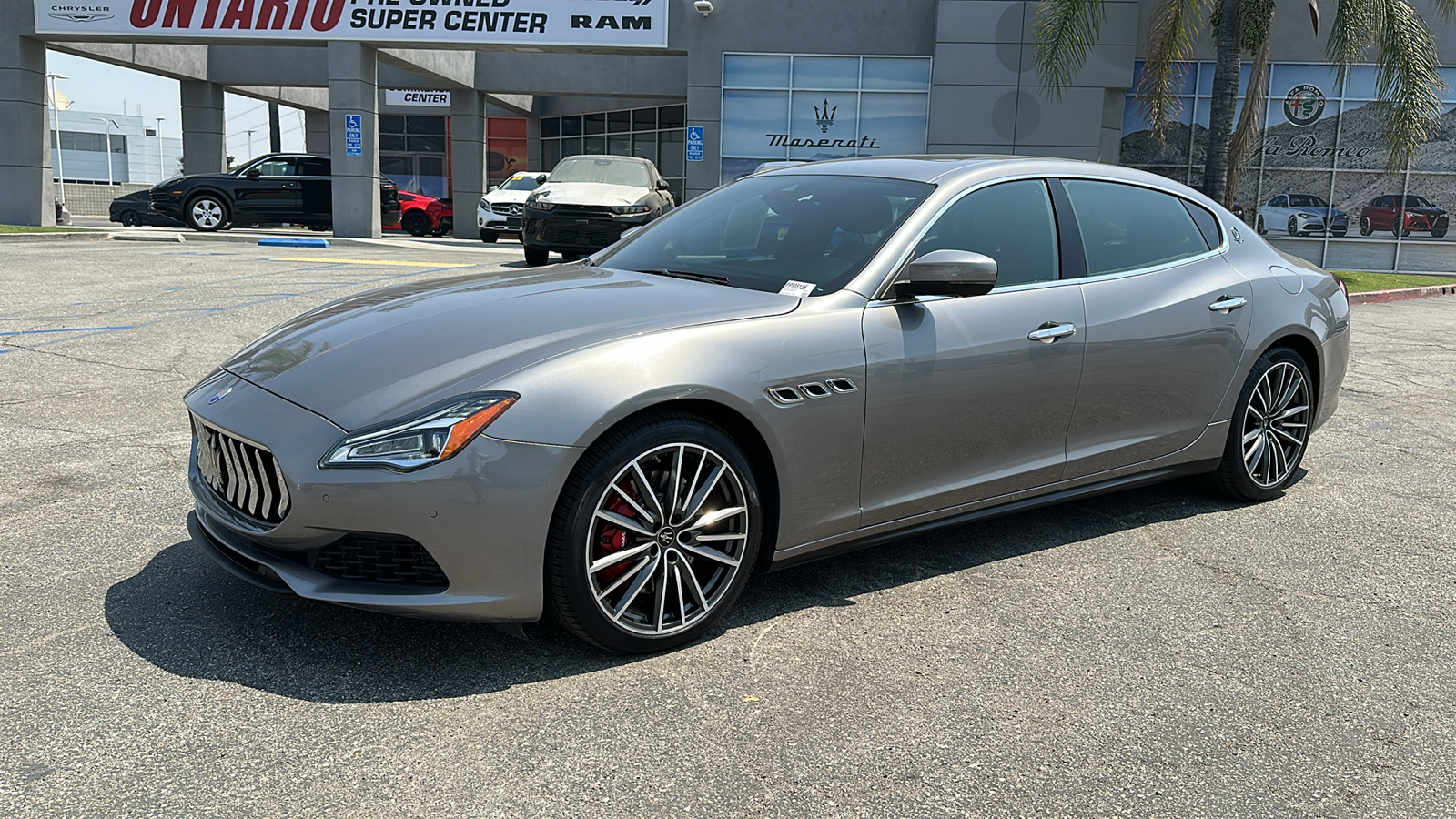 2021 Maserati Quattroporte S 8