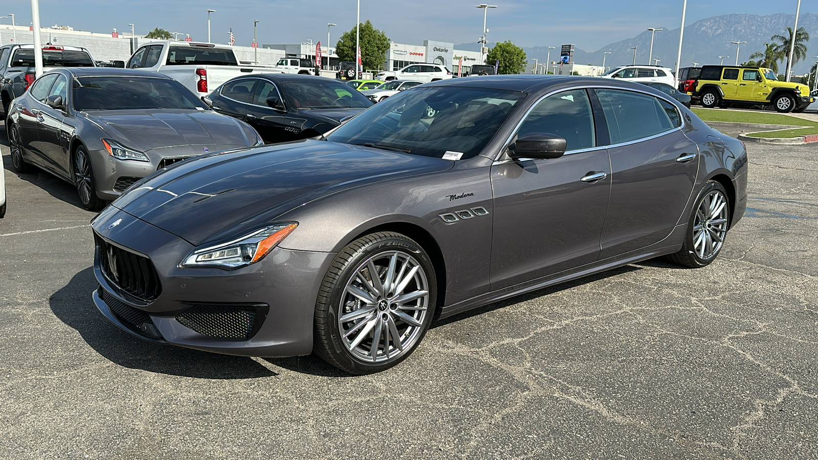 2023 Maserati Quattroporte Modena 8