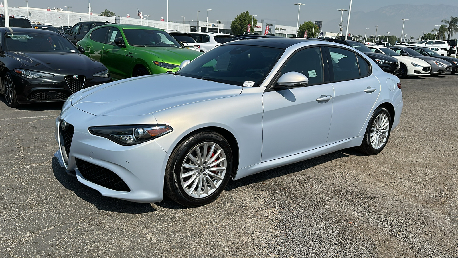 2023 Alfa Romeo Giulia  8