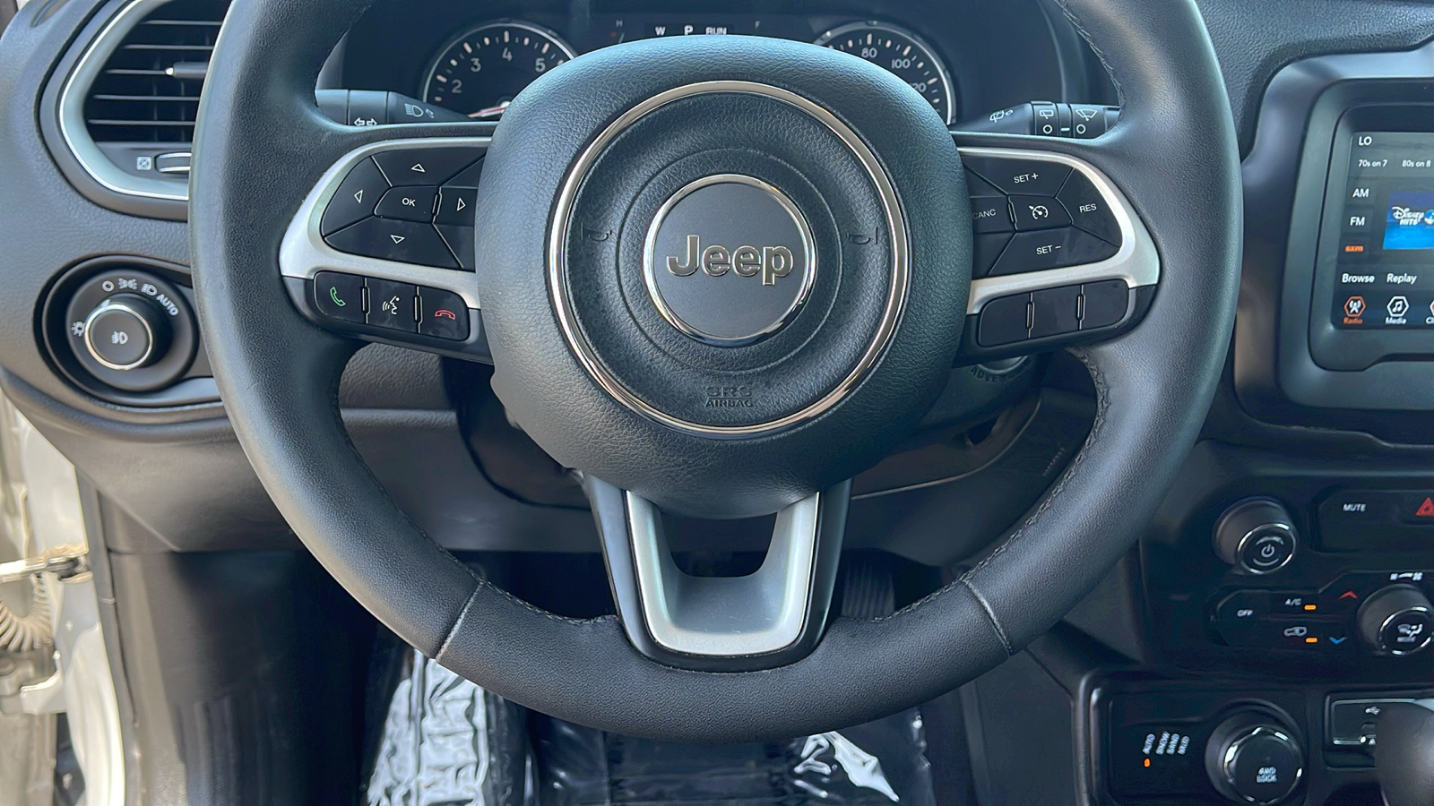 2019 Jeep Renegade Latitude 19