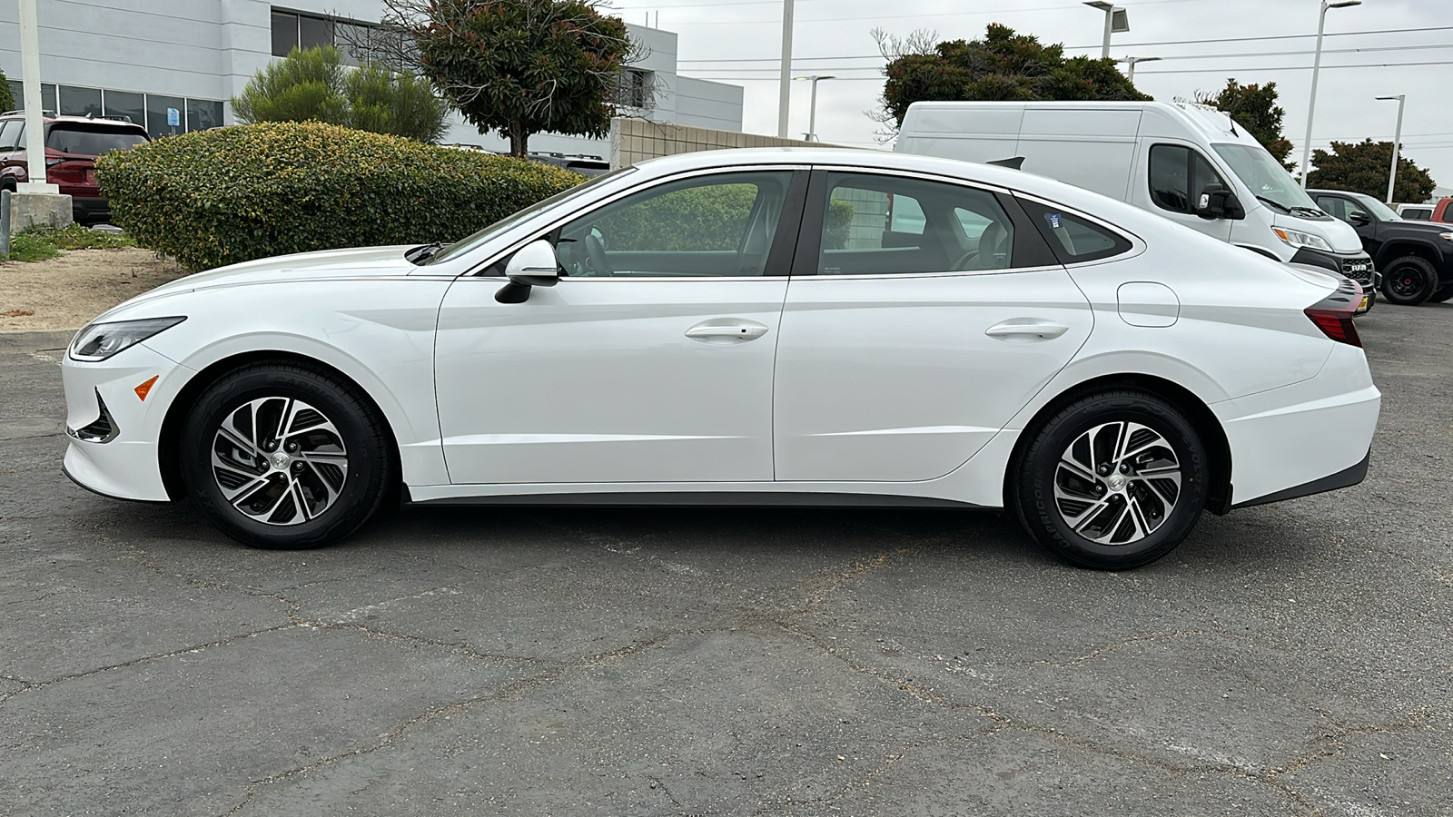 2022 Hyundai Sonata Hybrid Blue 7