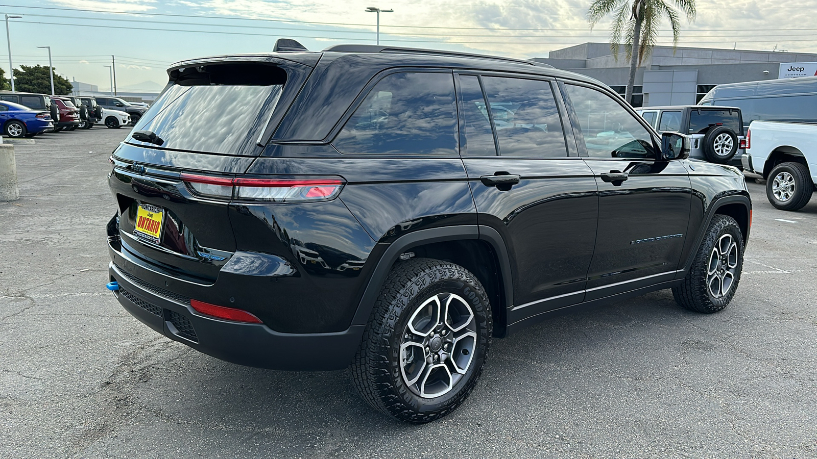 2023 Jeep Grand Cherokee Trailhawk 4xe 4