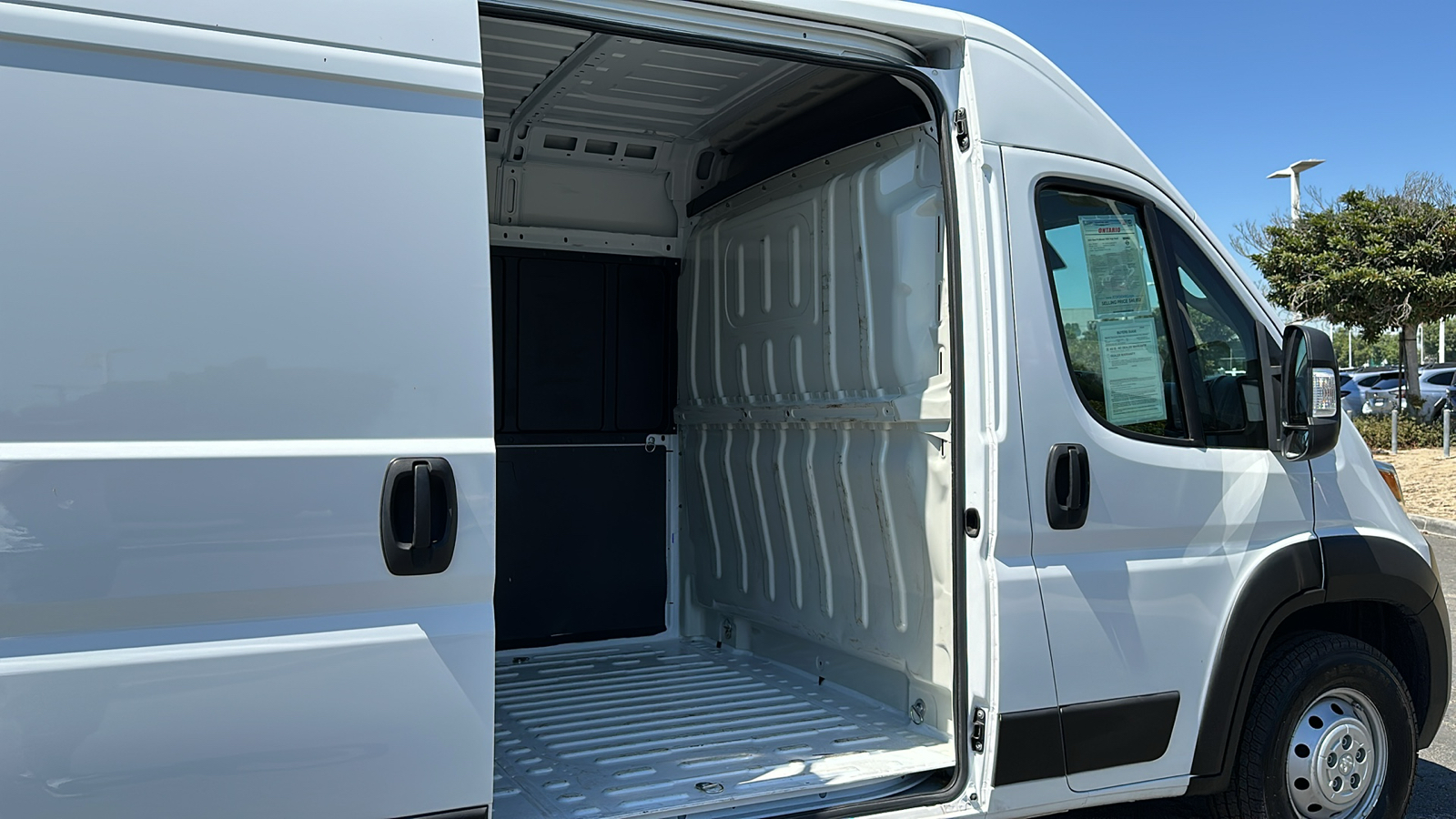 2023 Ram ProMaster 3500 High Roof 21