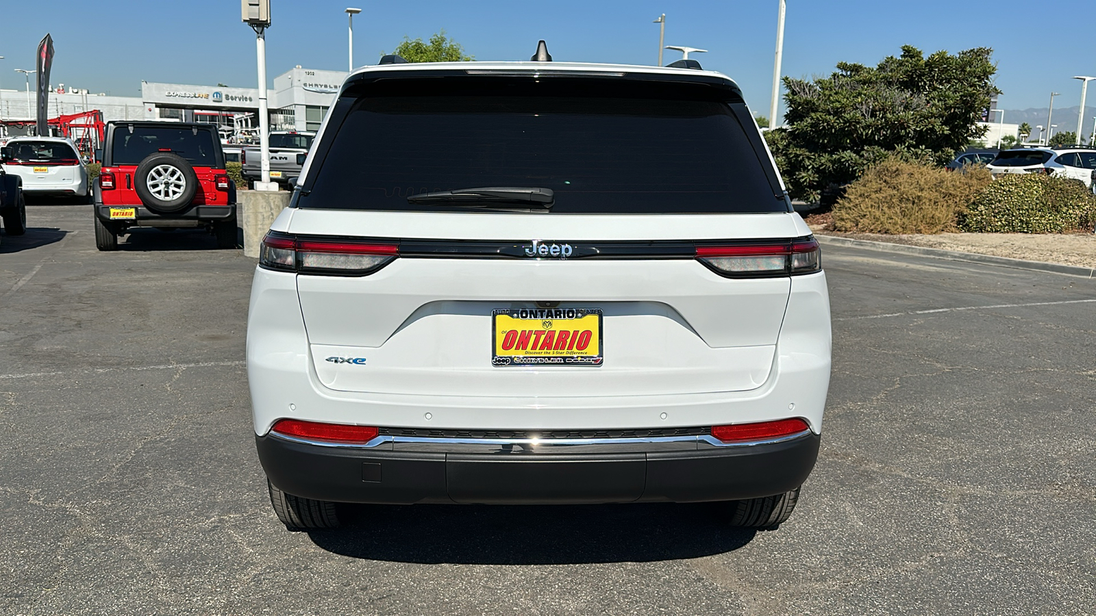 2023 Jeep Grand Cherokee Base 4xe 5