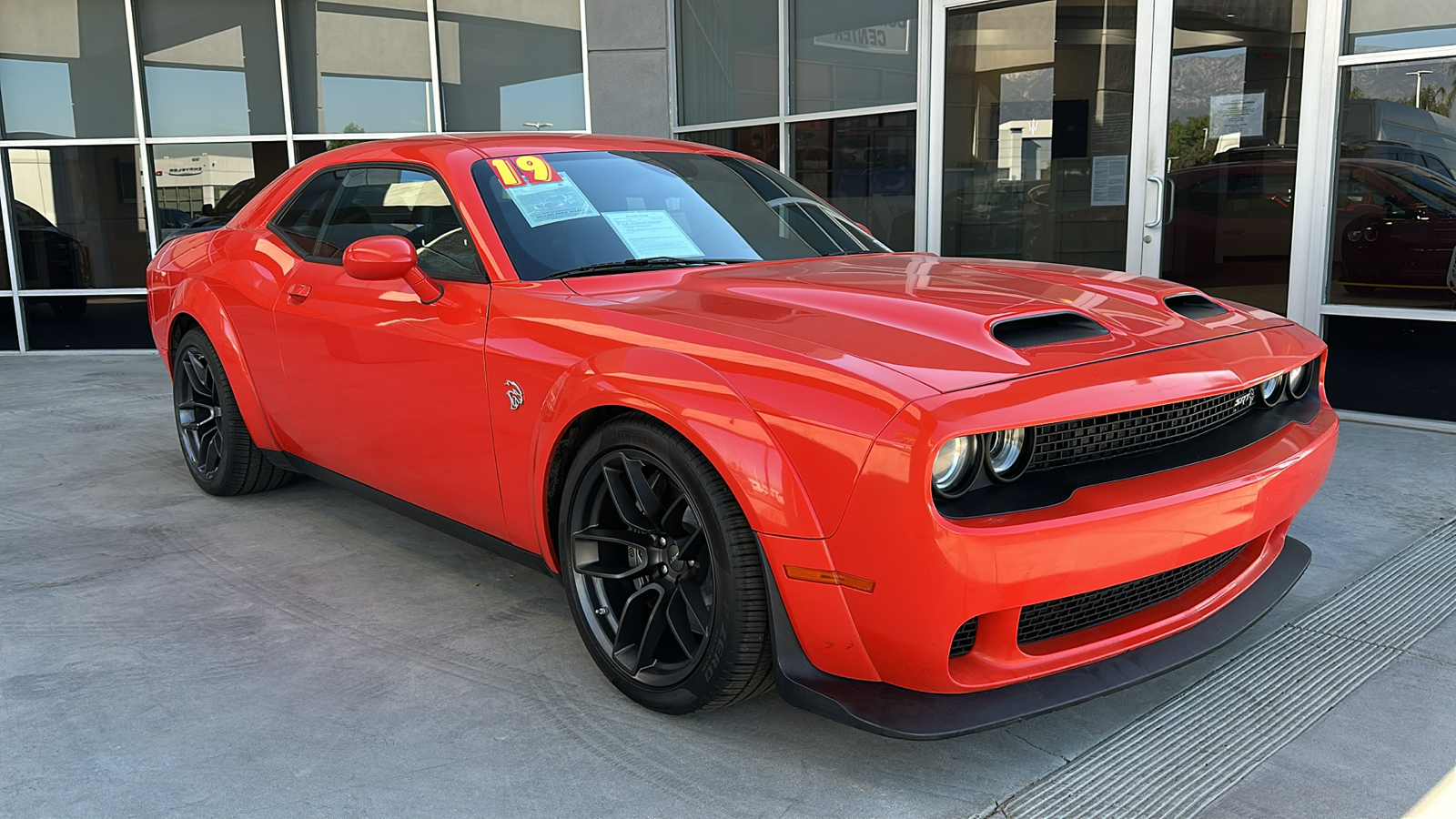 2019 Dodge Challenger SRT Hellcat Widebody 1