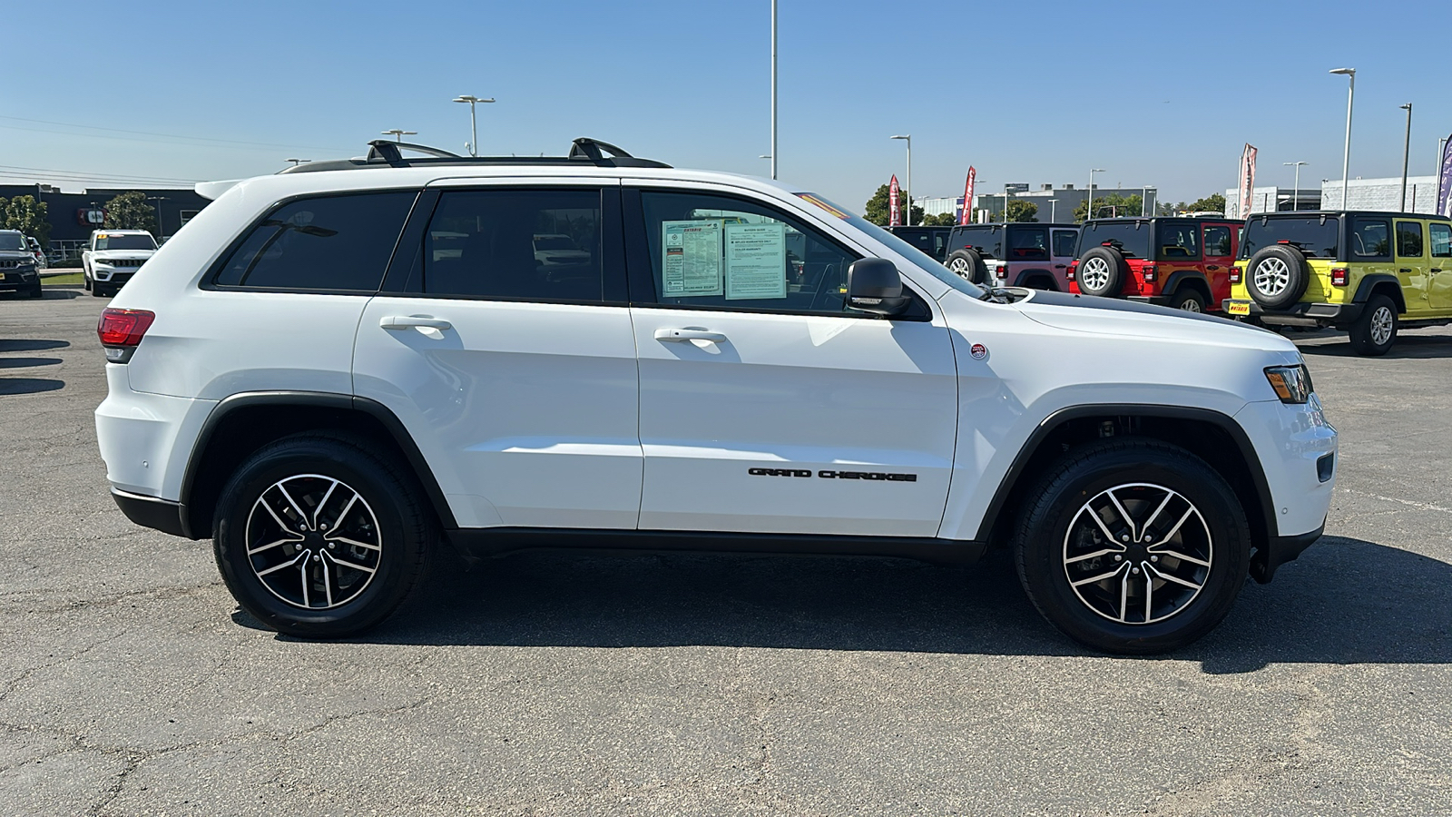 2021 Jeep Grand Cherokee Trailhawk 3