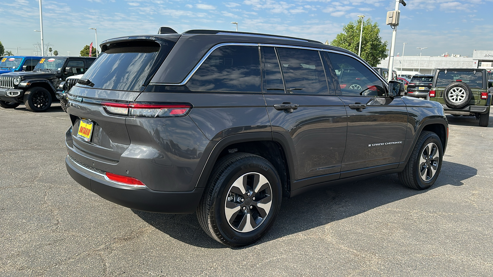 2023 Jeep Grand Cherokee Base 4xe 4