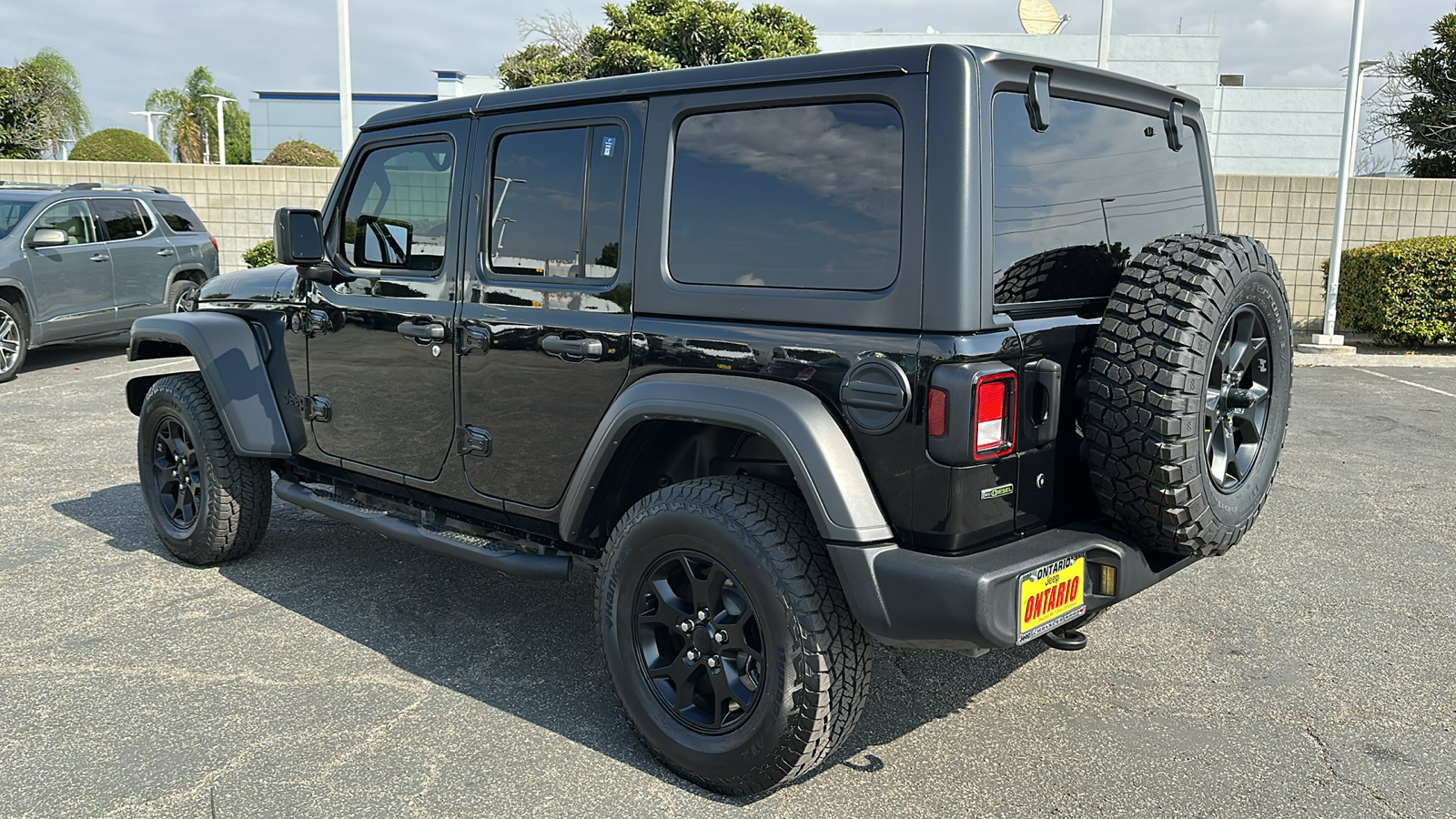 2023 Jeep Wrangler Willys 6