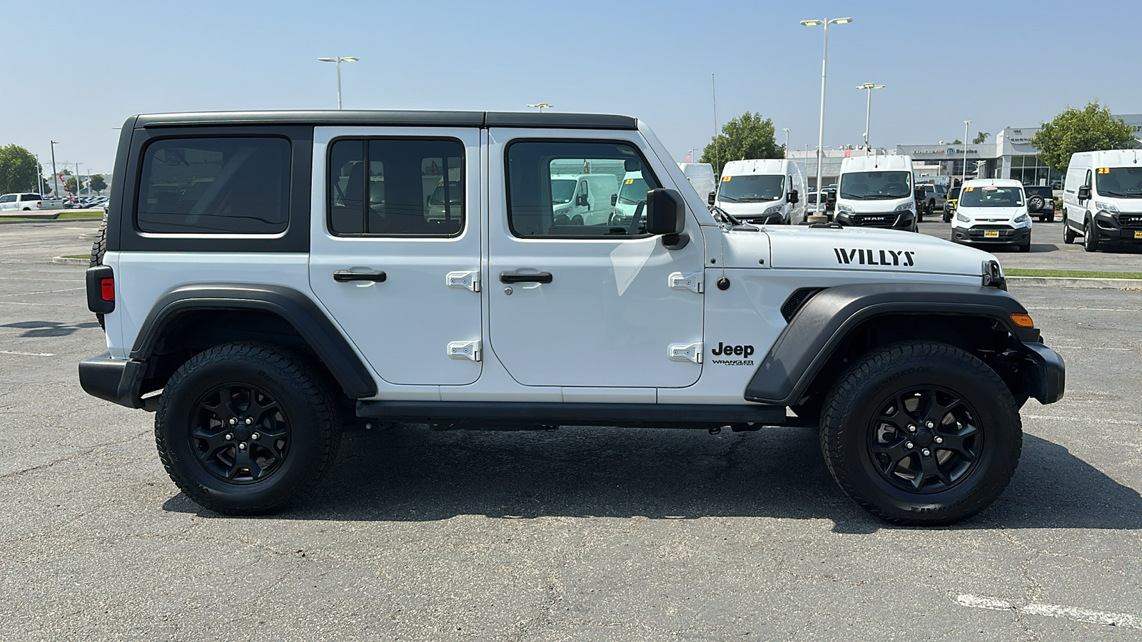 2020 Jeep Wrangler Unlimited Willys 3