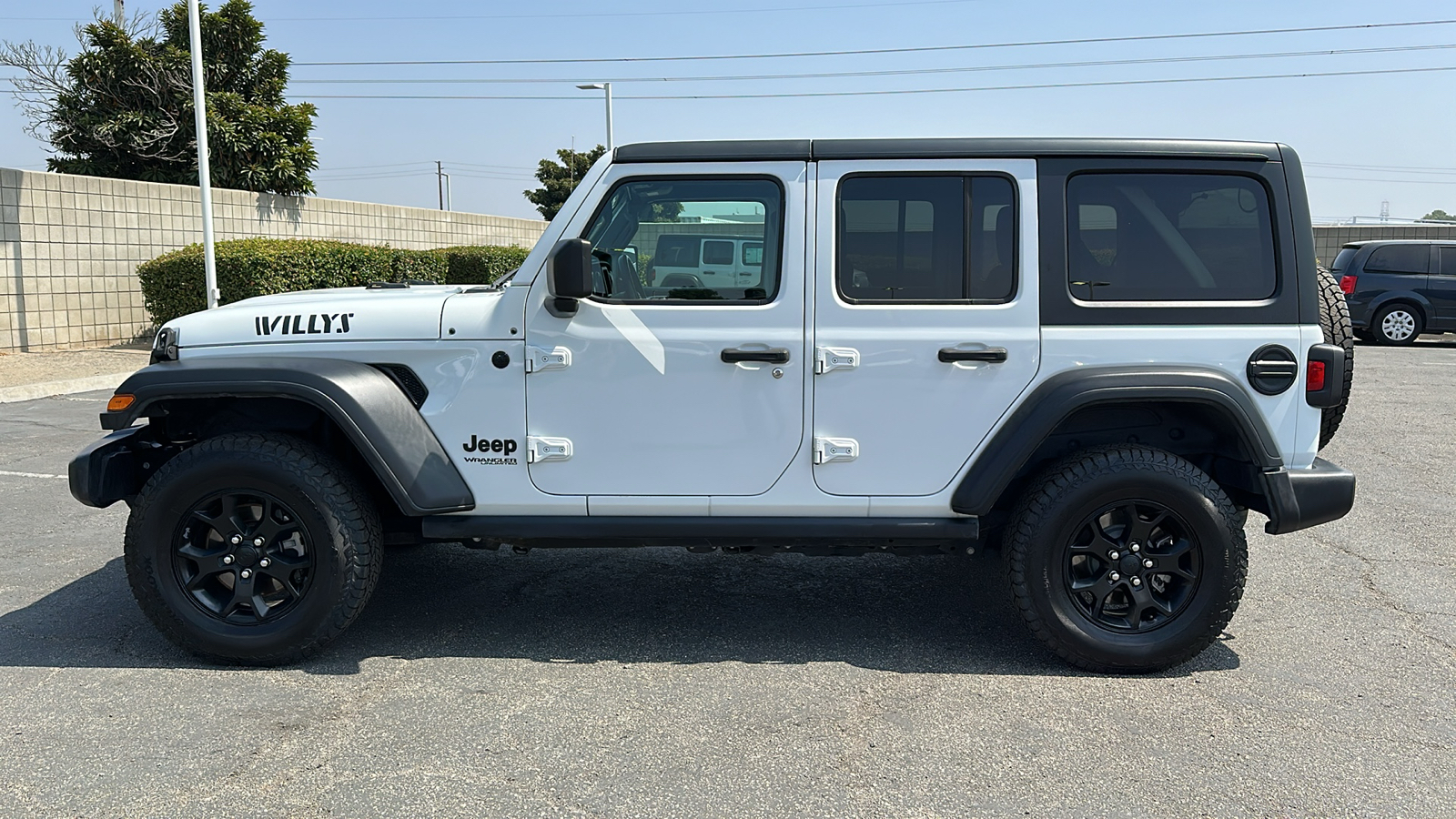 2020 Jeep Wrangler Unlimited Willys 7