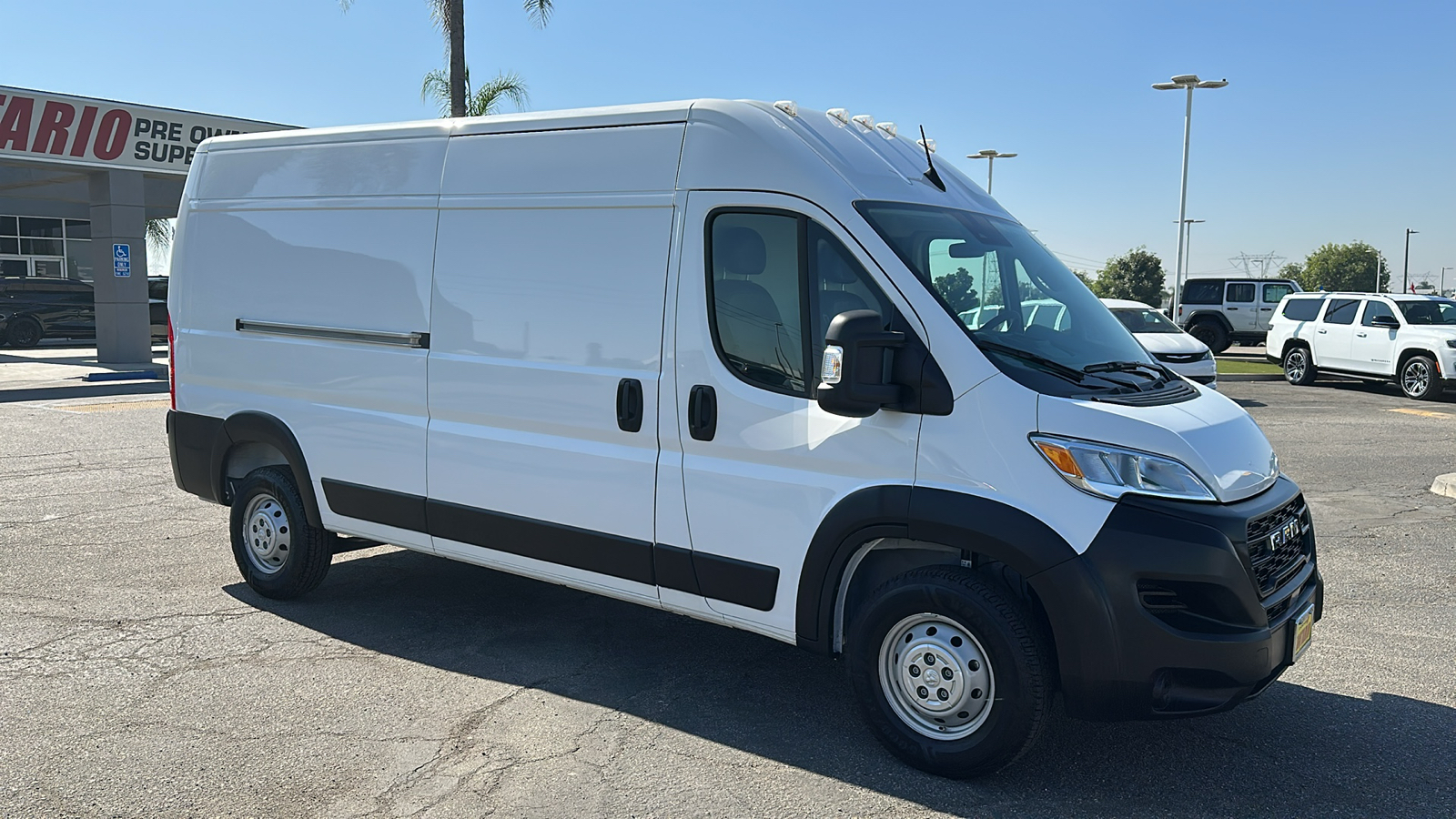 2023 Ram ProMaster 3500 High Roof 2