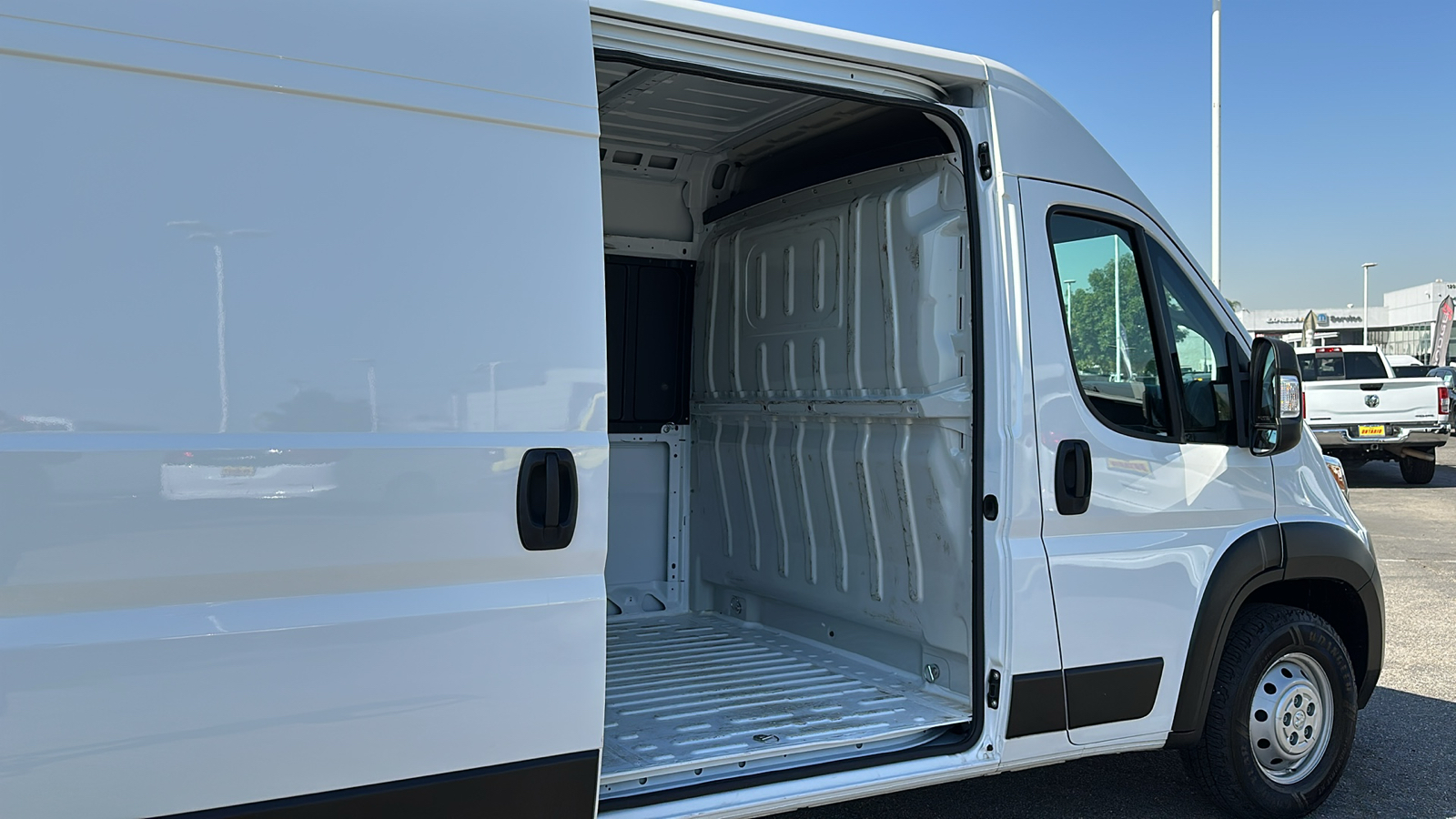 2023 Ram ProMaster 3500 High Roof 21