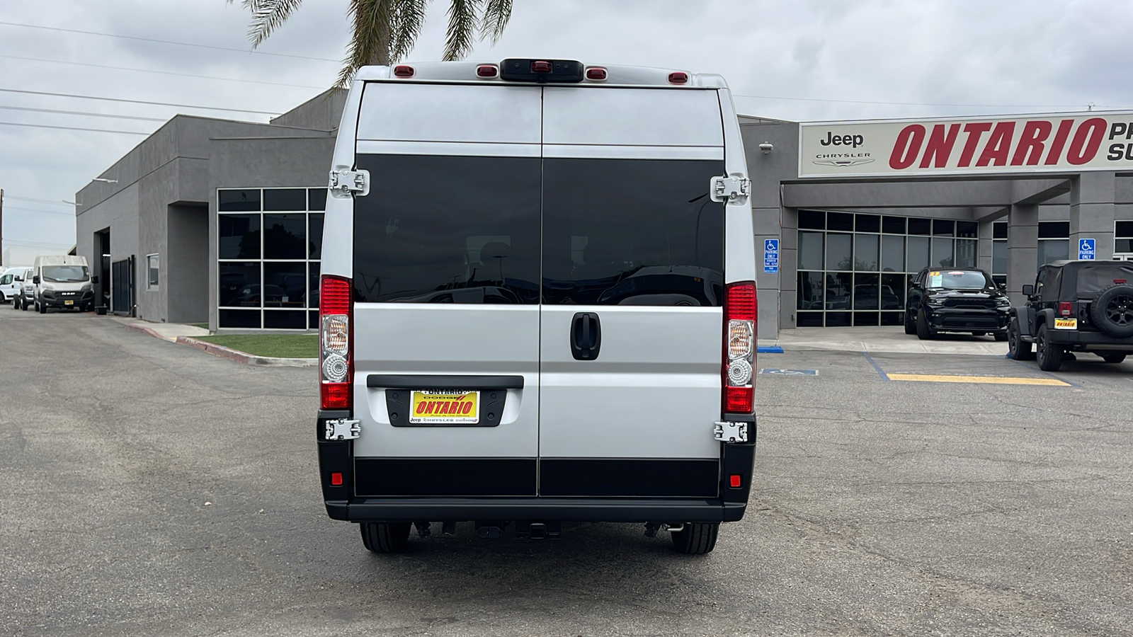 2023 Ram ProMaster 3500 Window Van High Roof 4