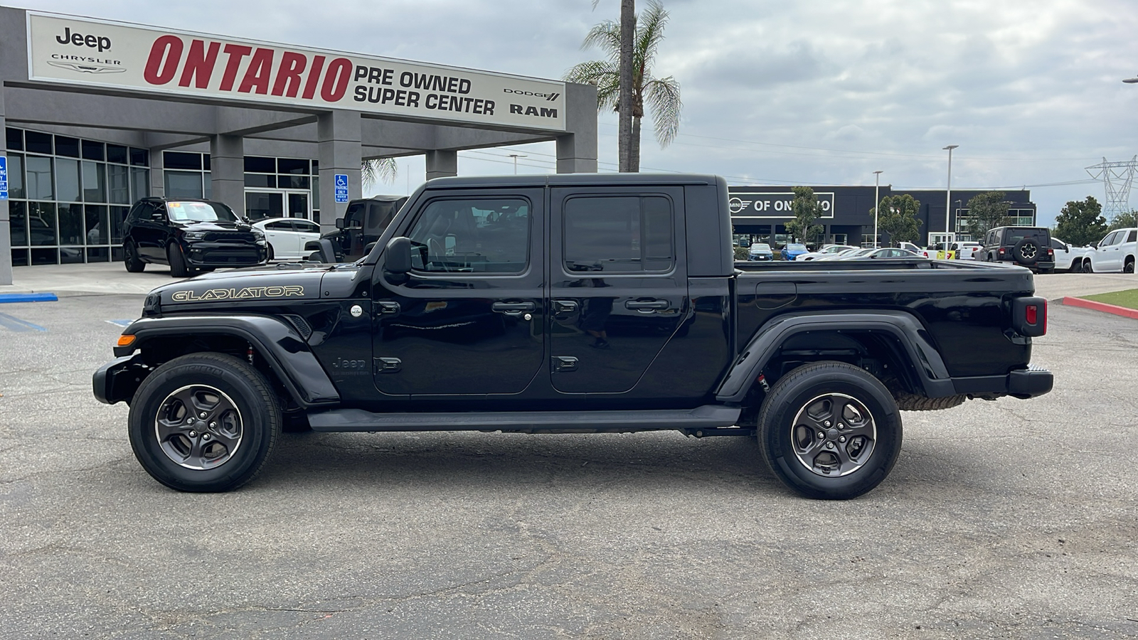 2021 Jeep Gladiator Sport 6