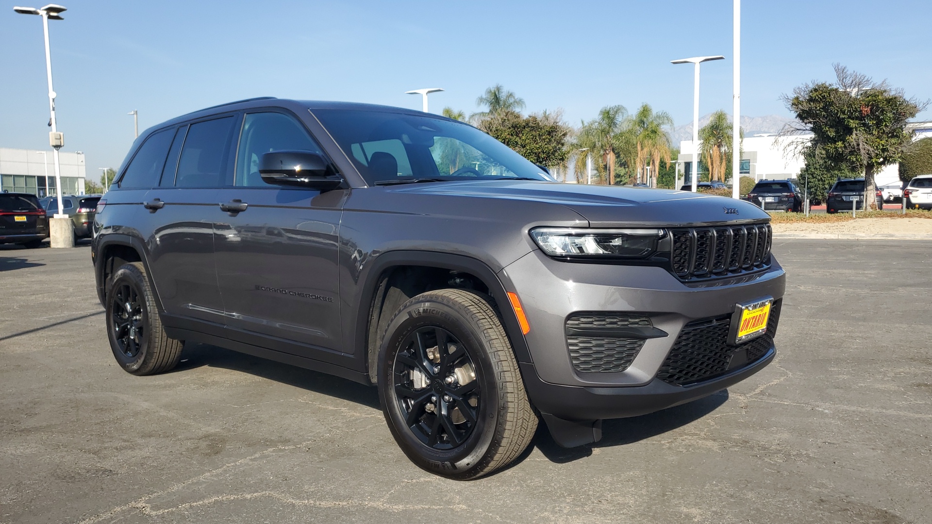 2024 Jeep Grand Cherokee Altitude X 1