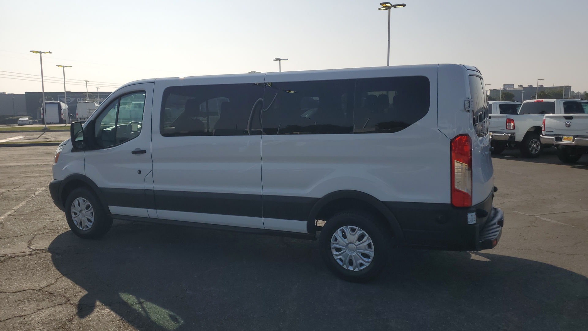 2015 Ford Transit-350 XLT 5