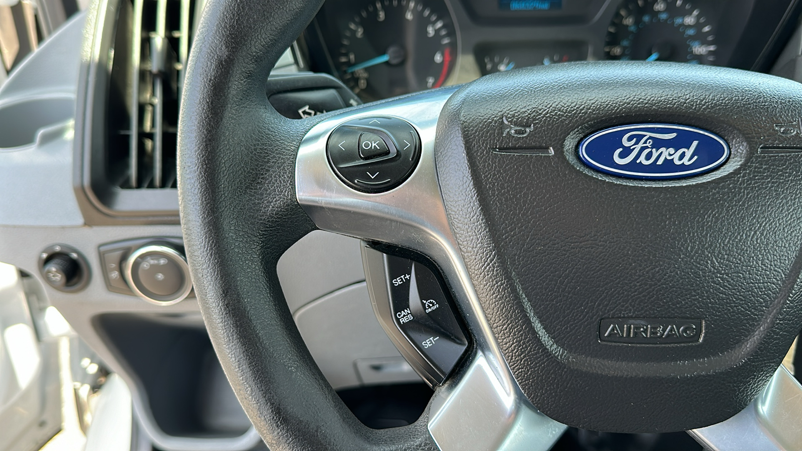 2019 Ford Transit-350 XL 16