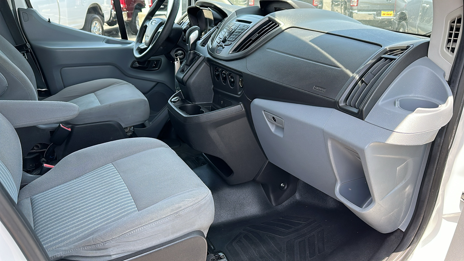 2019 Ford Transit-350 XL 24